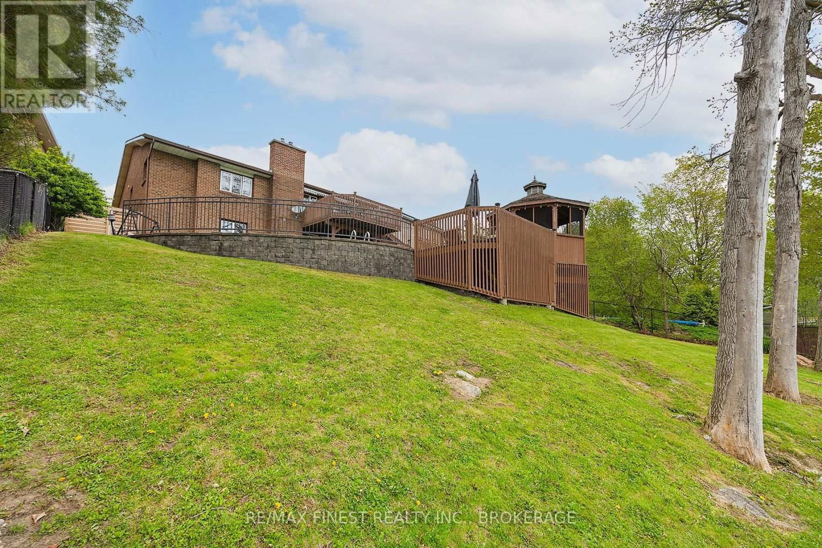 593 FOREST HILL DRIVE Image 46
