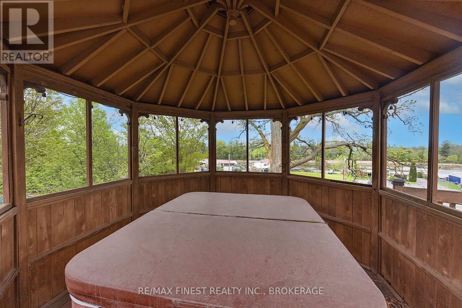 593 FOREST HILL DRIVE Image 47
