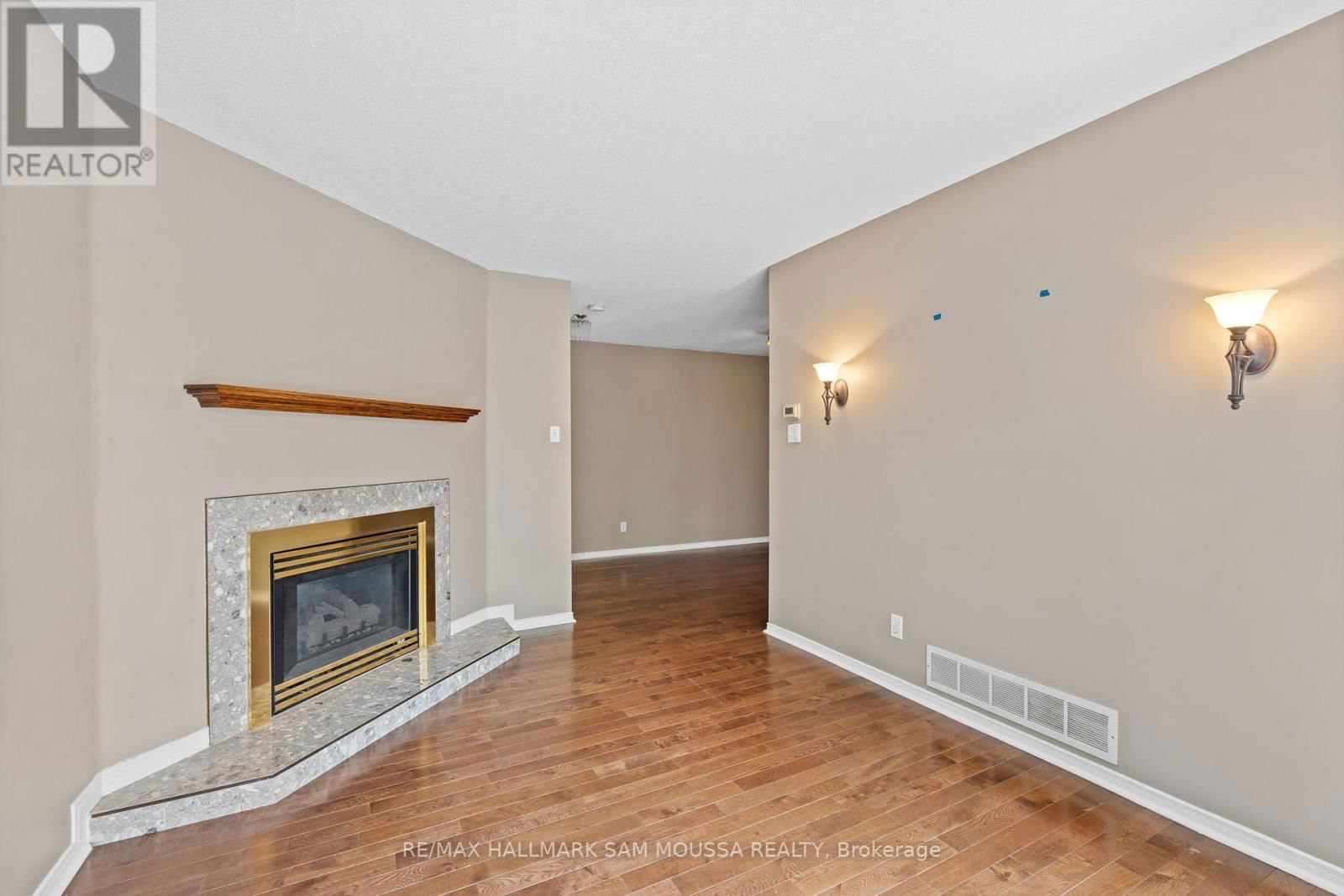 11 HIGHMONT COURT Image 17