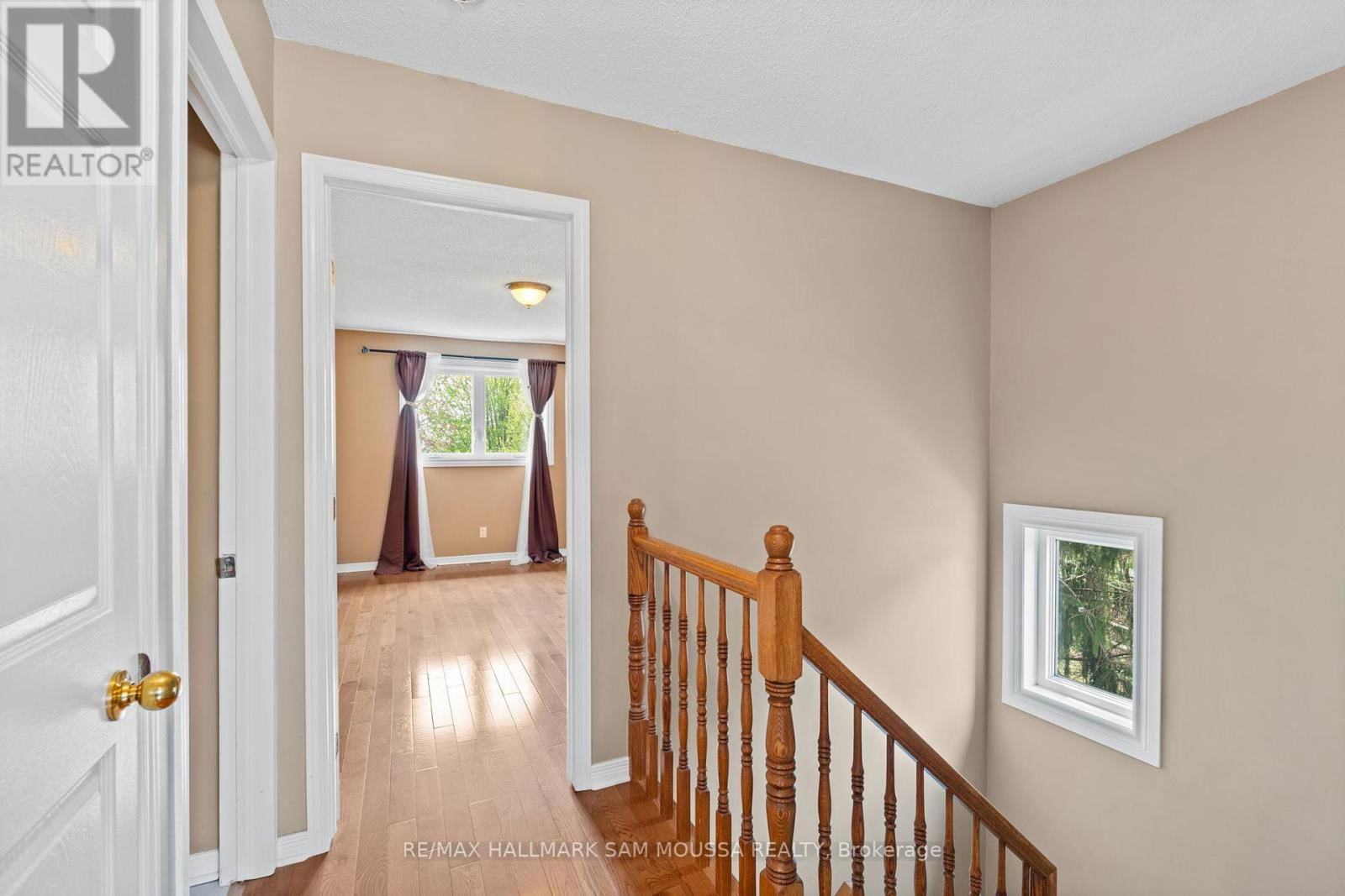 11 HIGHMONT COURT Image 20