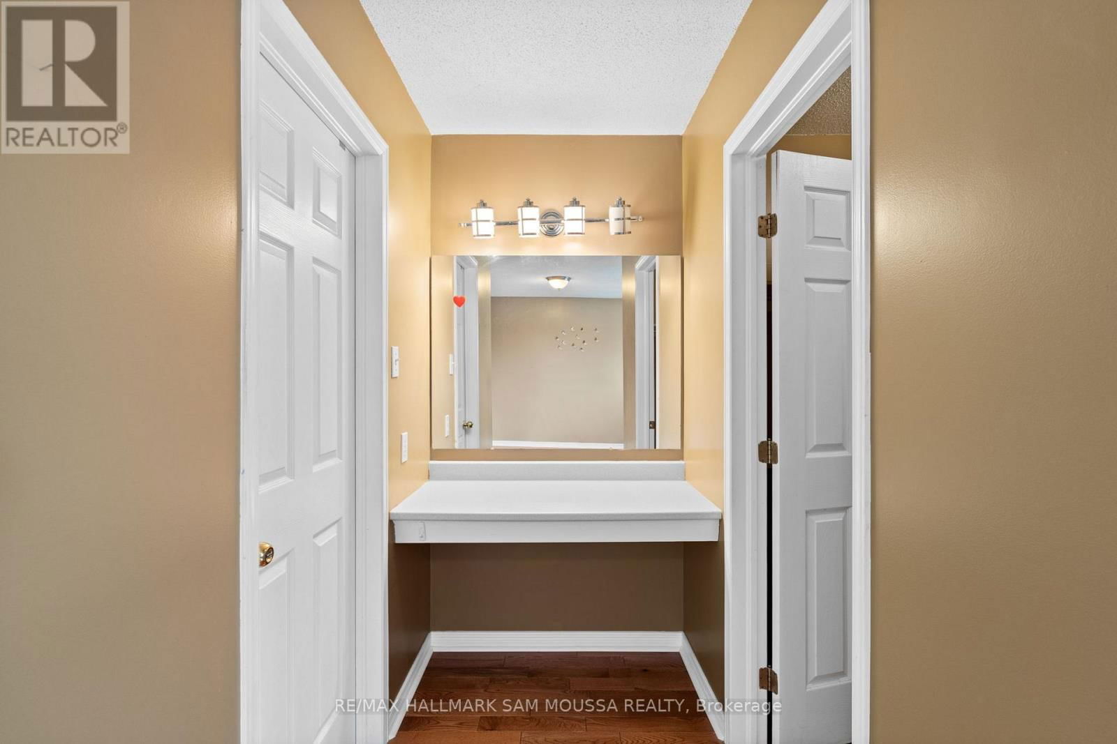 11 HIGHMONT COURT Image 22