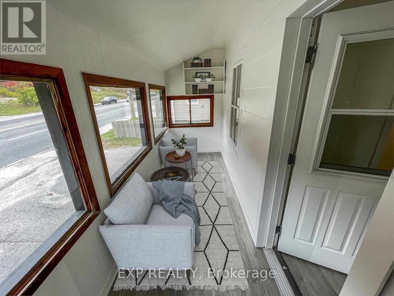 623 KINGSWAY Image 4