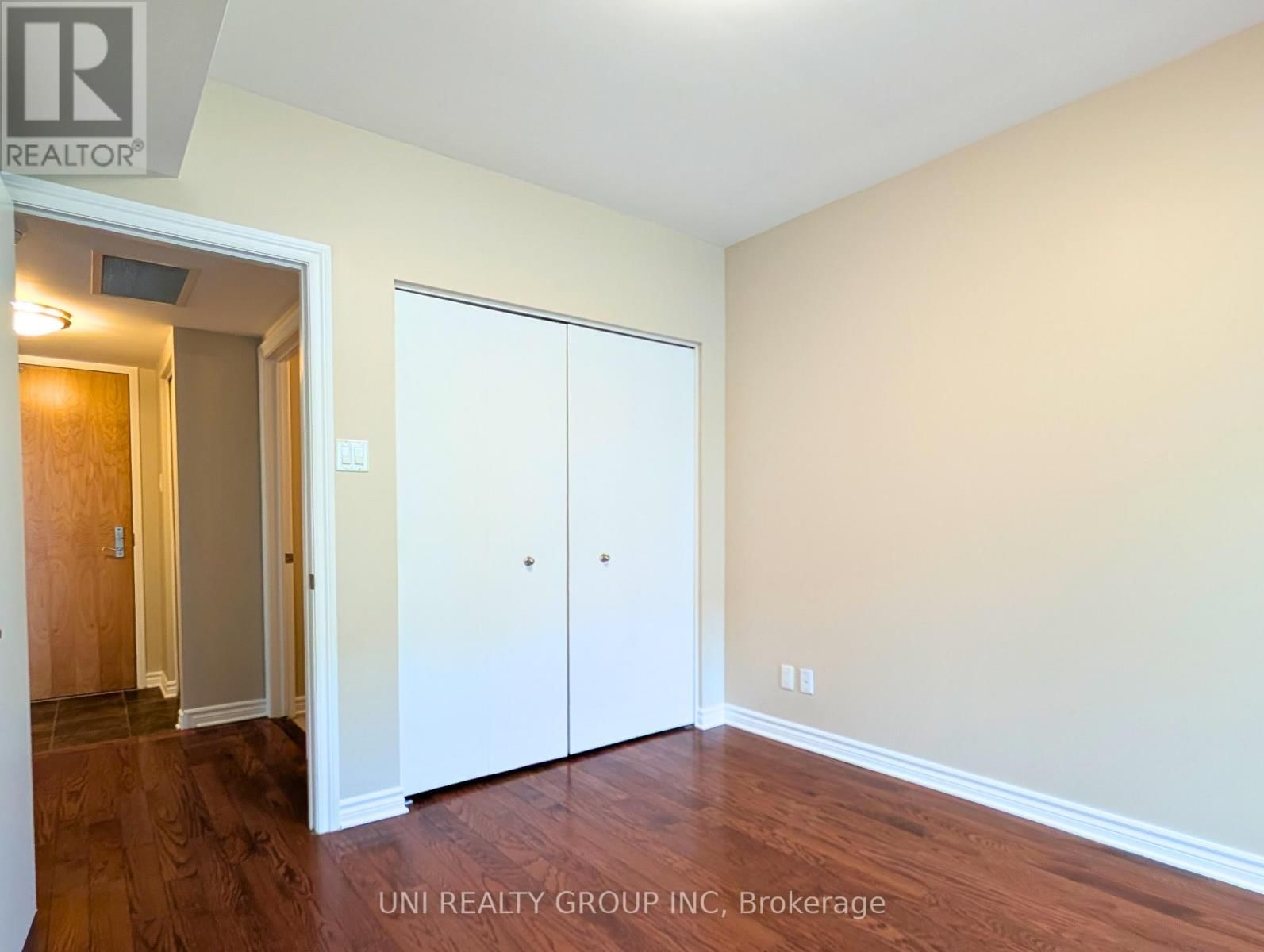 409 - 250 LETT STREET Image 25