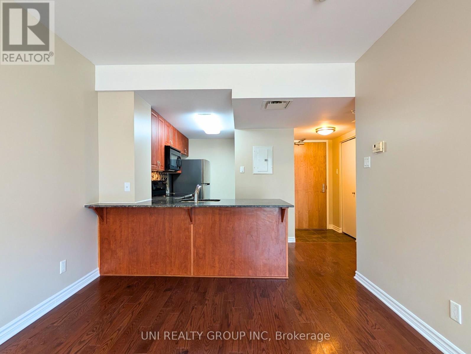 409 - 250 LETT STREET Image 39