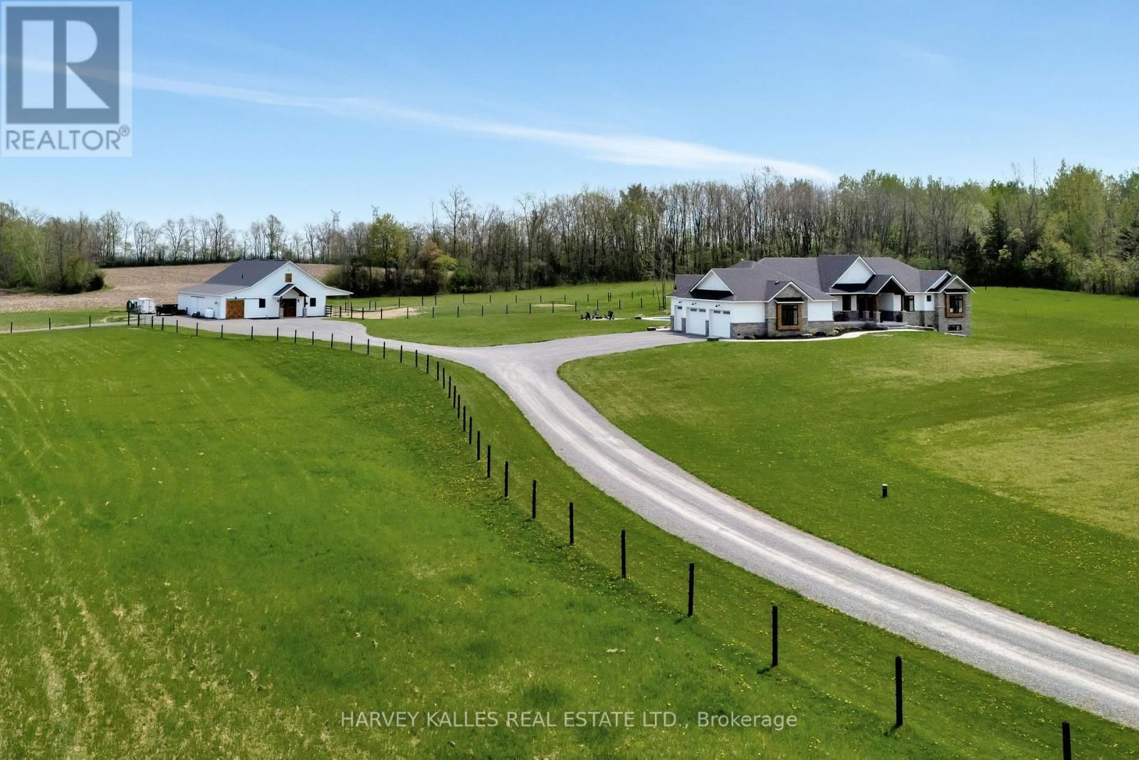 498 MACKENZIE ROAD Image 1