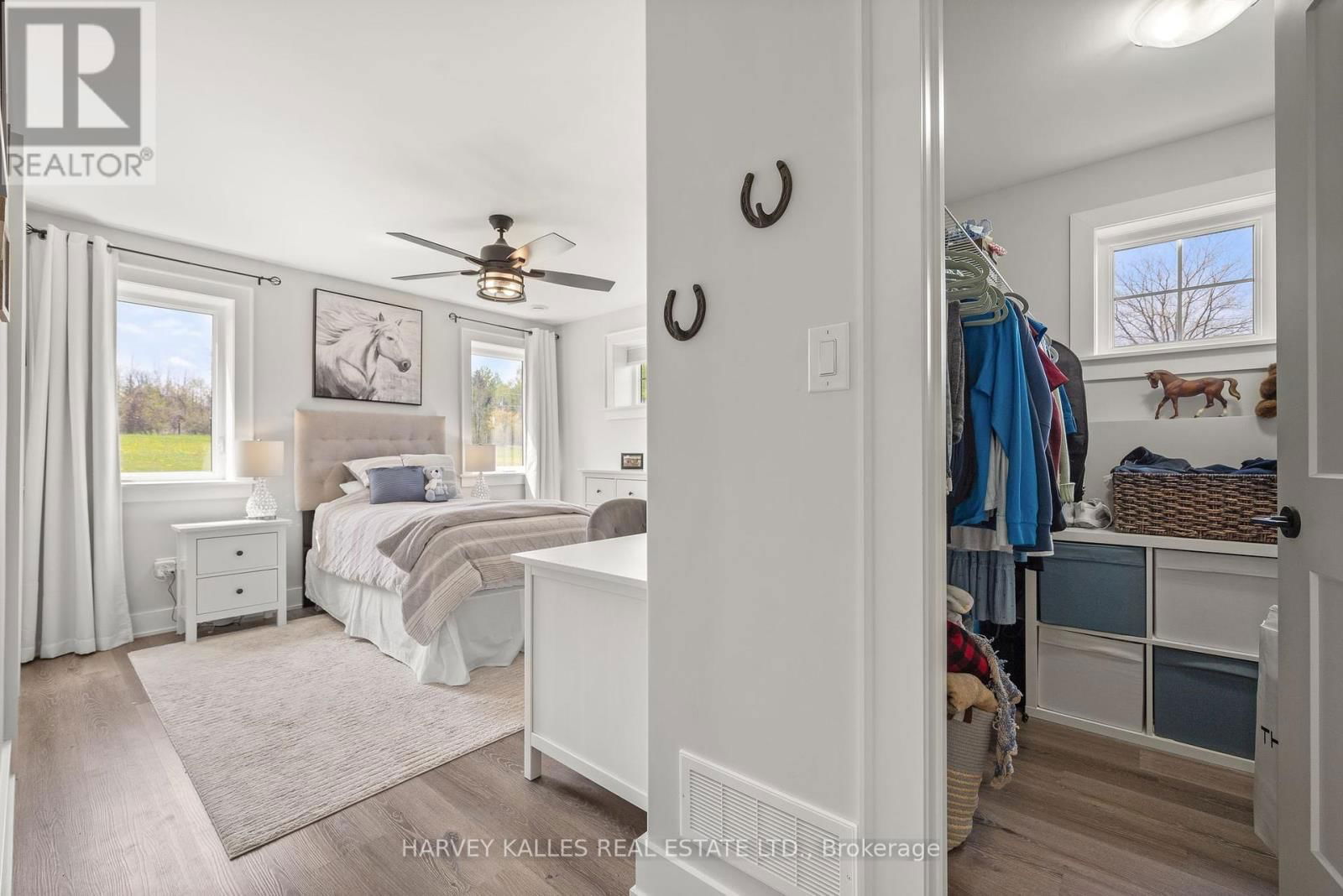 498 MACKENZIE ROAD Image 29