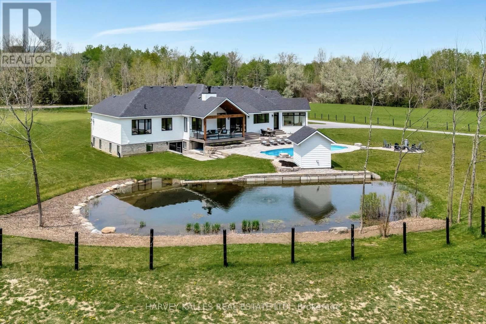 498 MACKENZIE ROAD Image 34