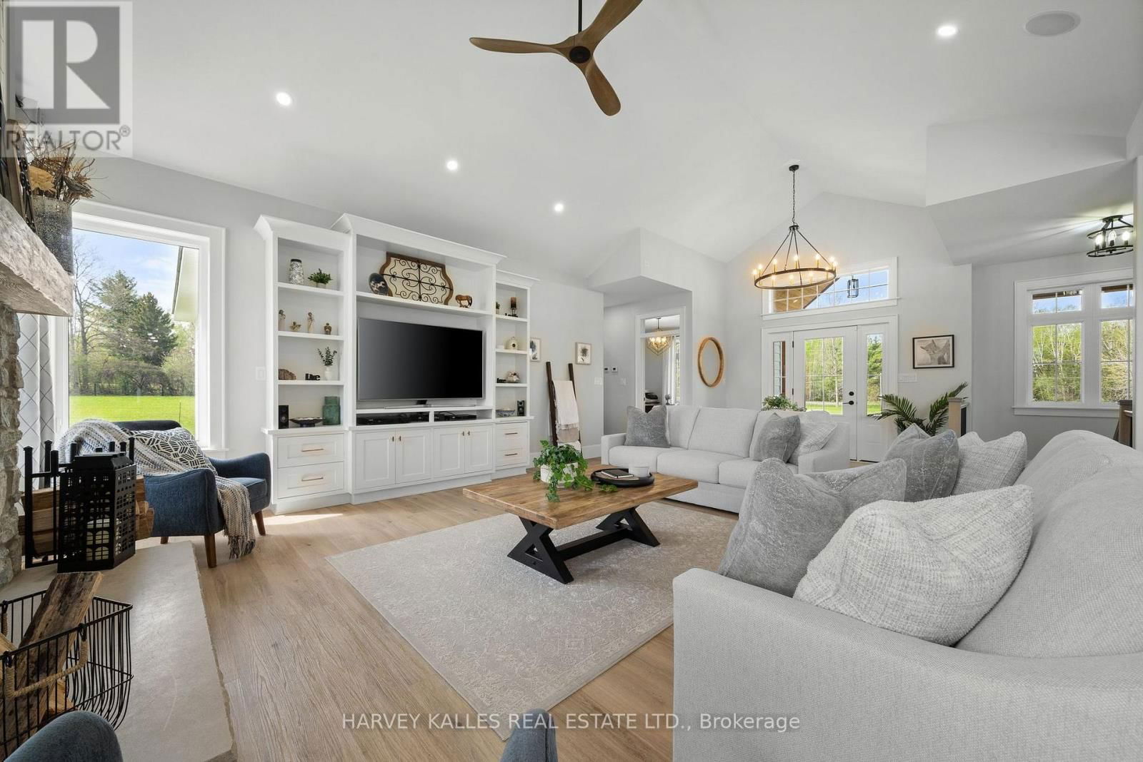498 MACKENZIE ROAD Image 5