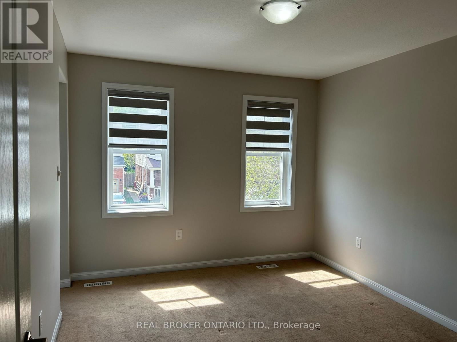 159 FLETCHER CIRCLE Image 15