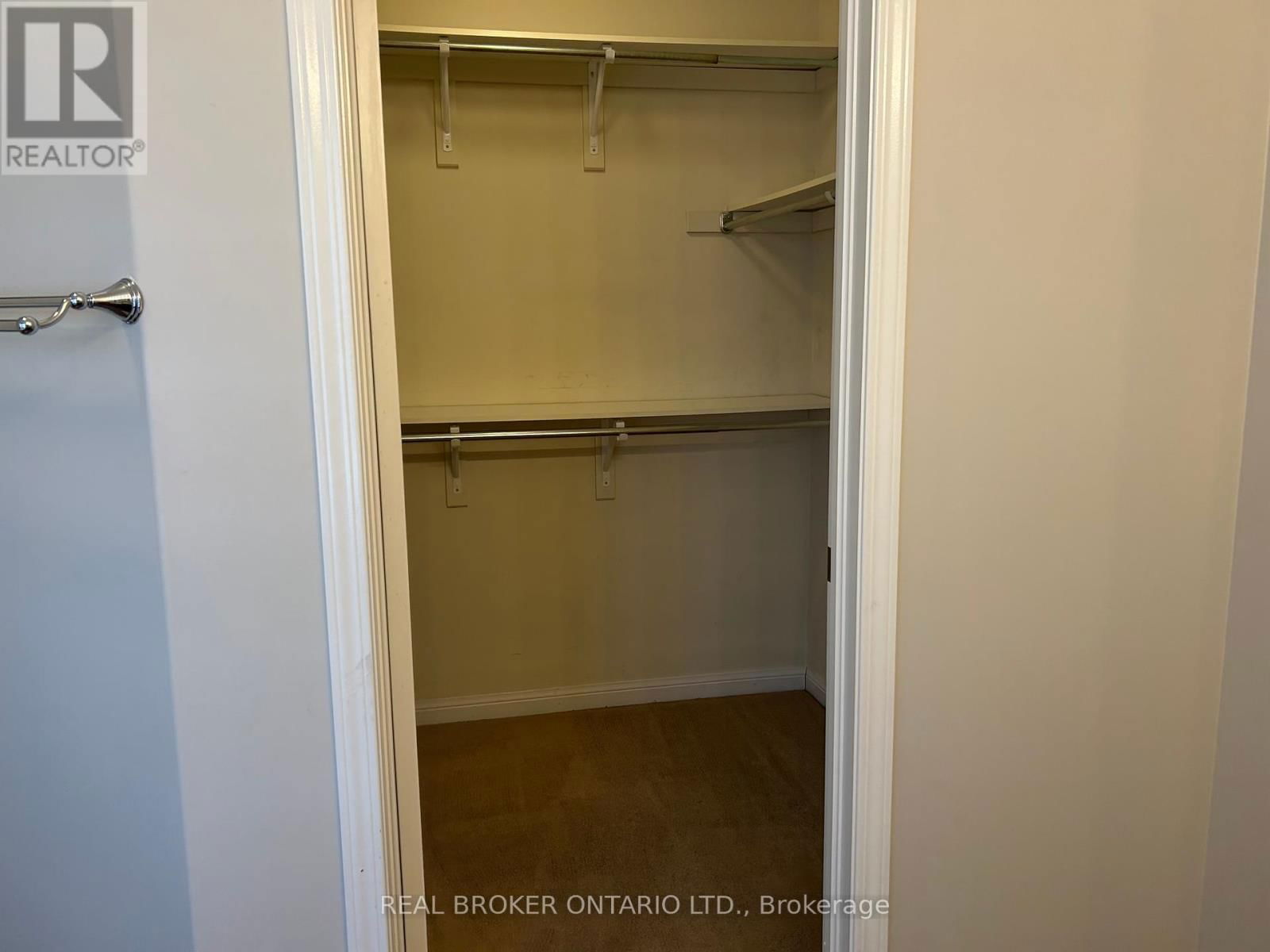 159 FLETCHER CIRCLE Image 27