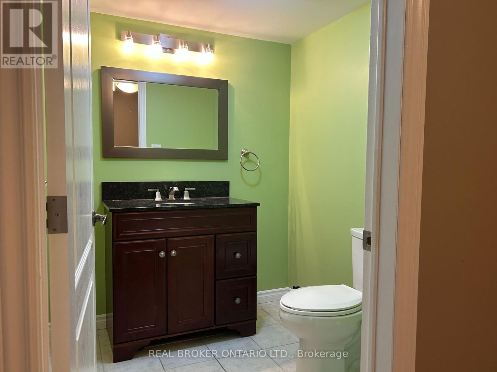 159 FLETCHER CIRCLE Image 33