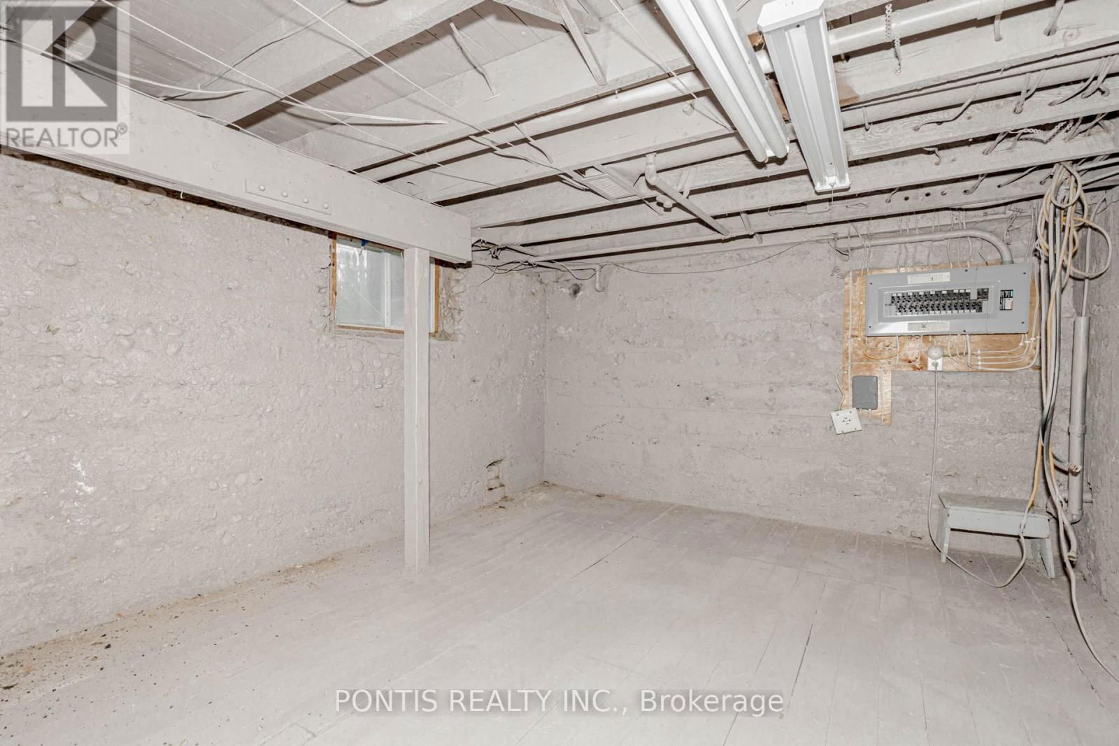 86 CEDAR STREET Image 16