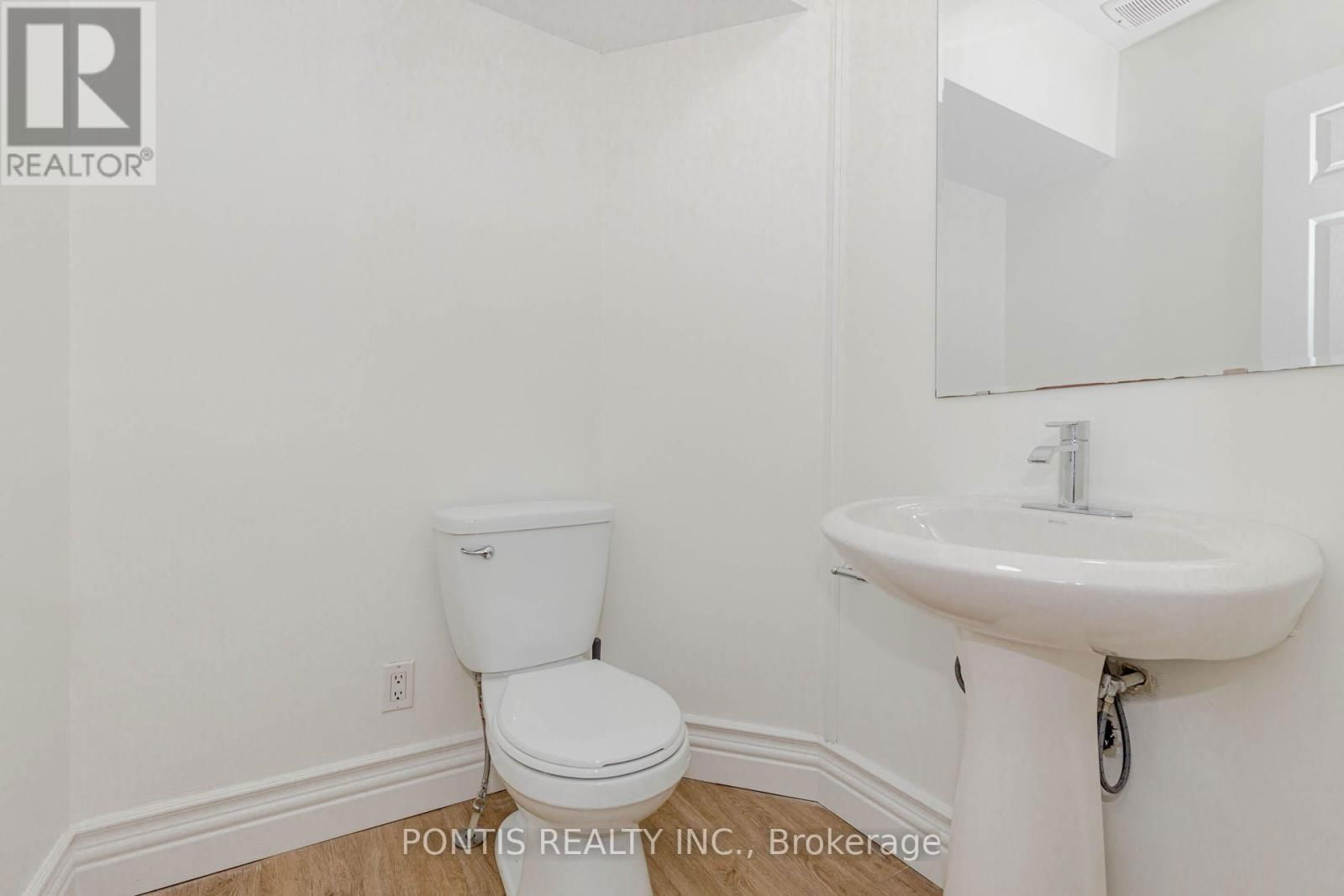 86 CEDAR STREET Image 26