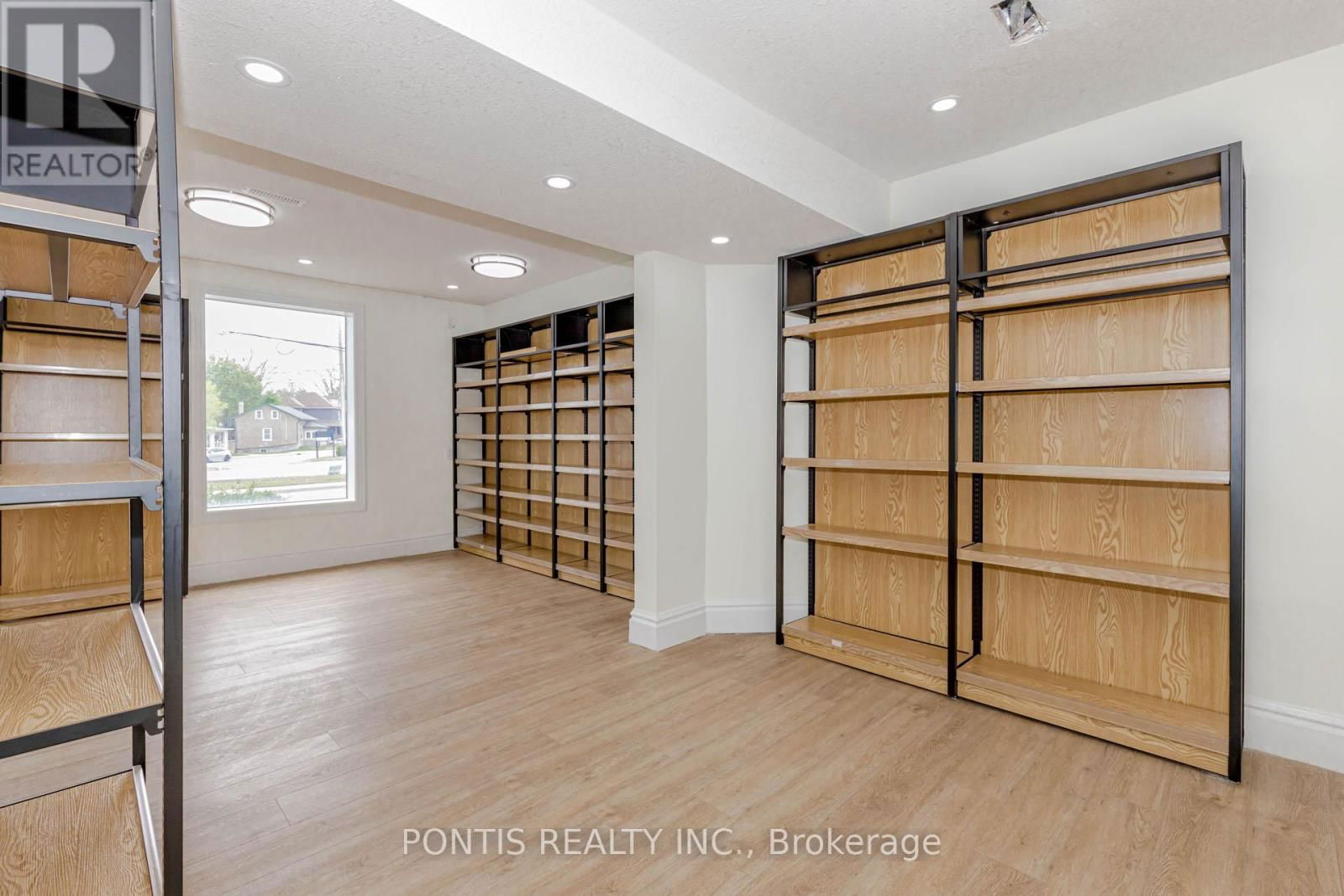 86 CEDAR STREET Image 32