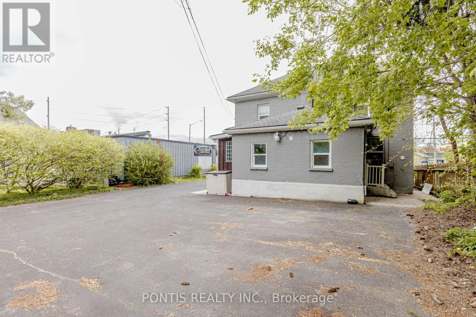 86 CEDAR STREET Image 8