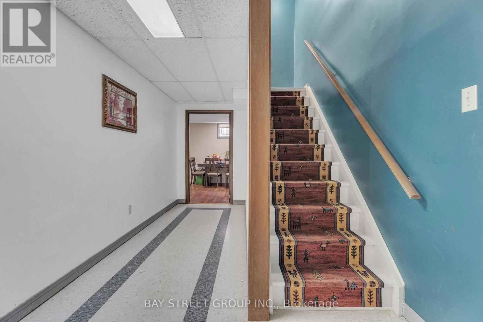 976 GRIFFITH STREET Image 42