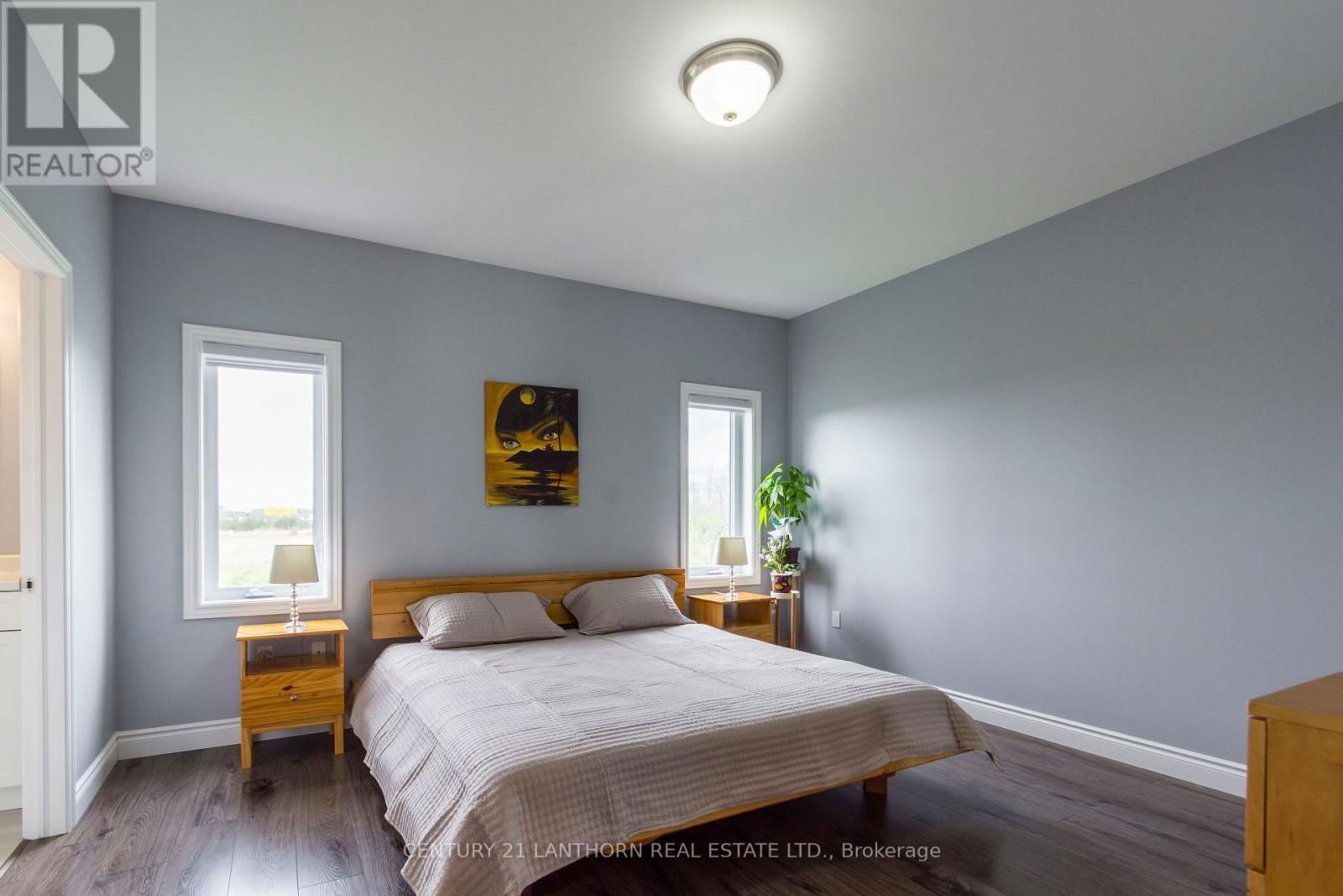 64 REDWOOD DRIVE Image 16
