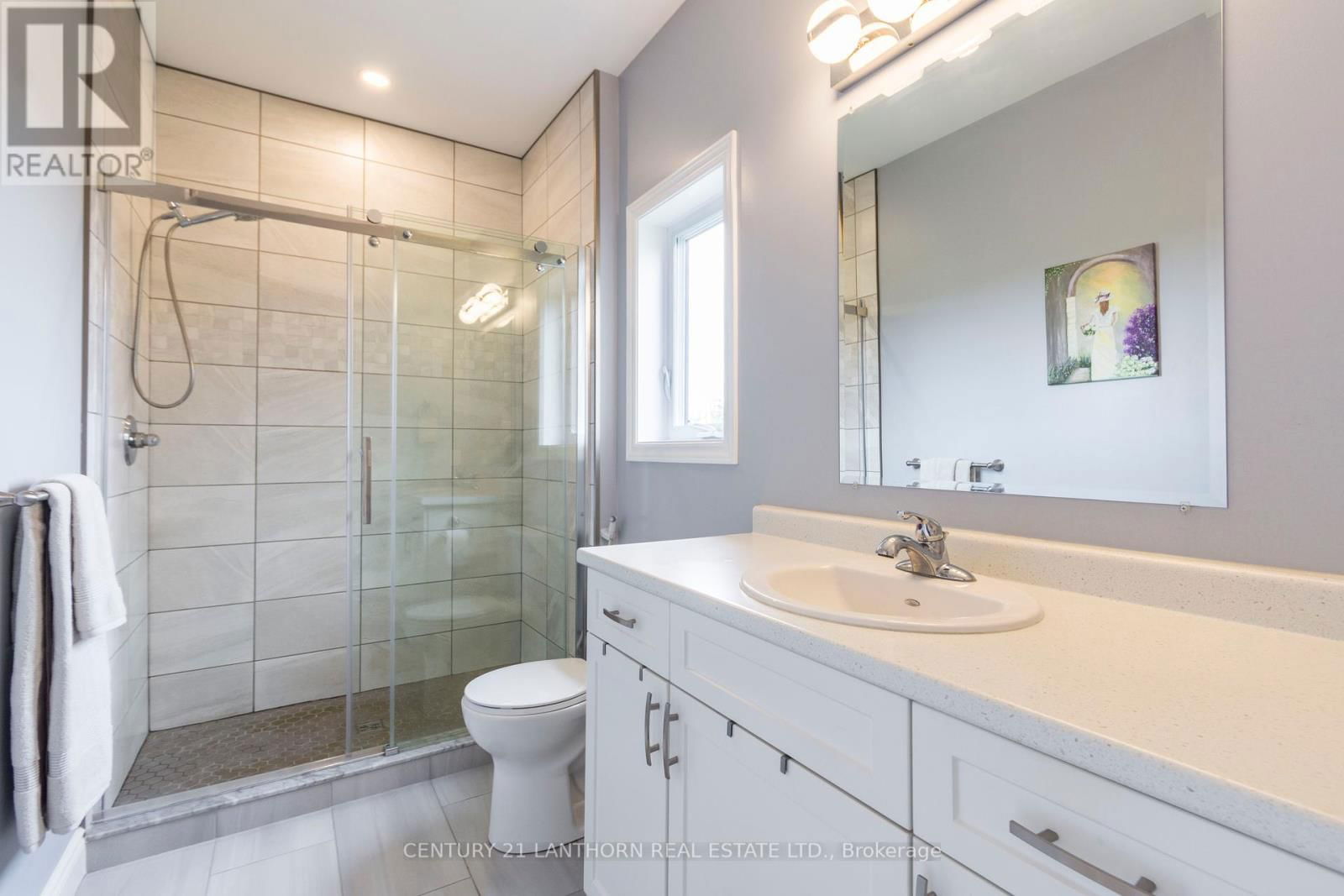64 REDWOOD DRIVE Image 18