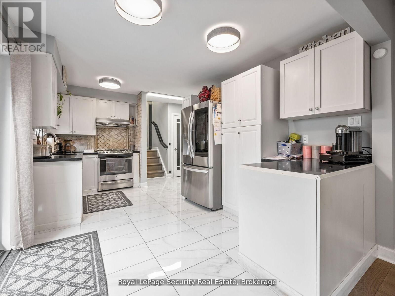 2 MAITLAND AVENUE Image 20