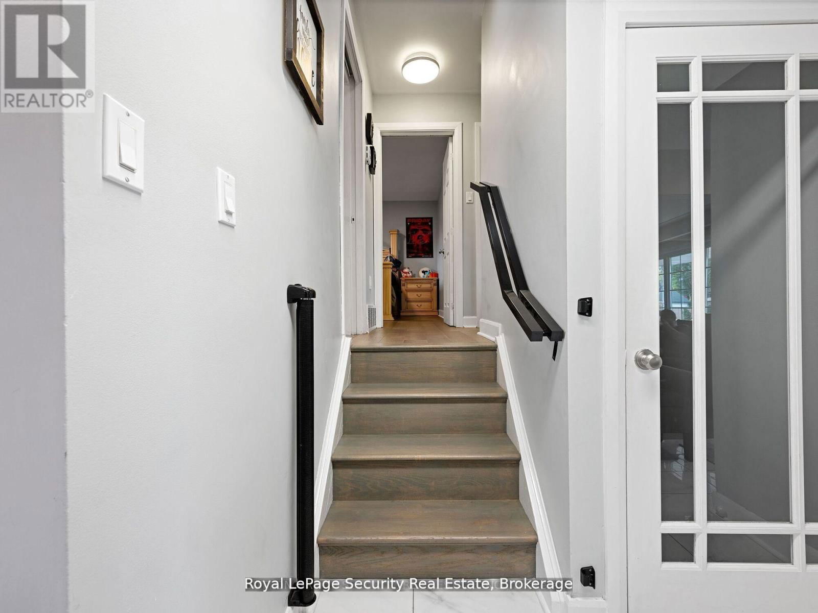 2 MAITLAND AVENUE Image 21
