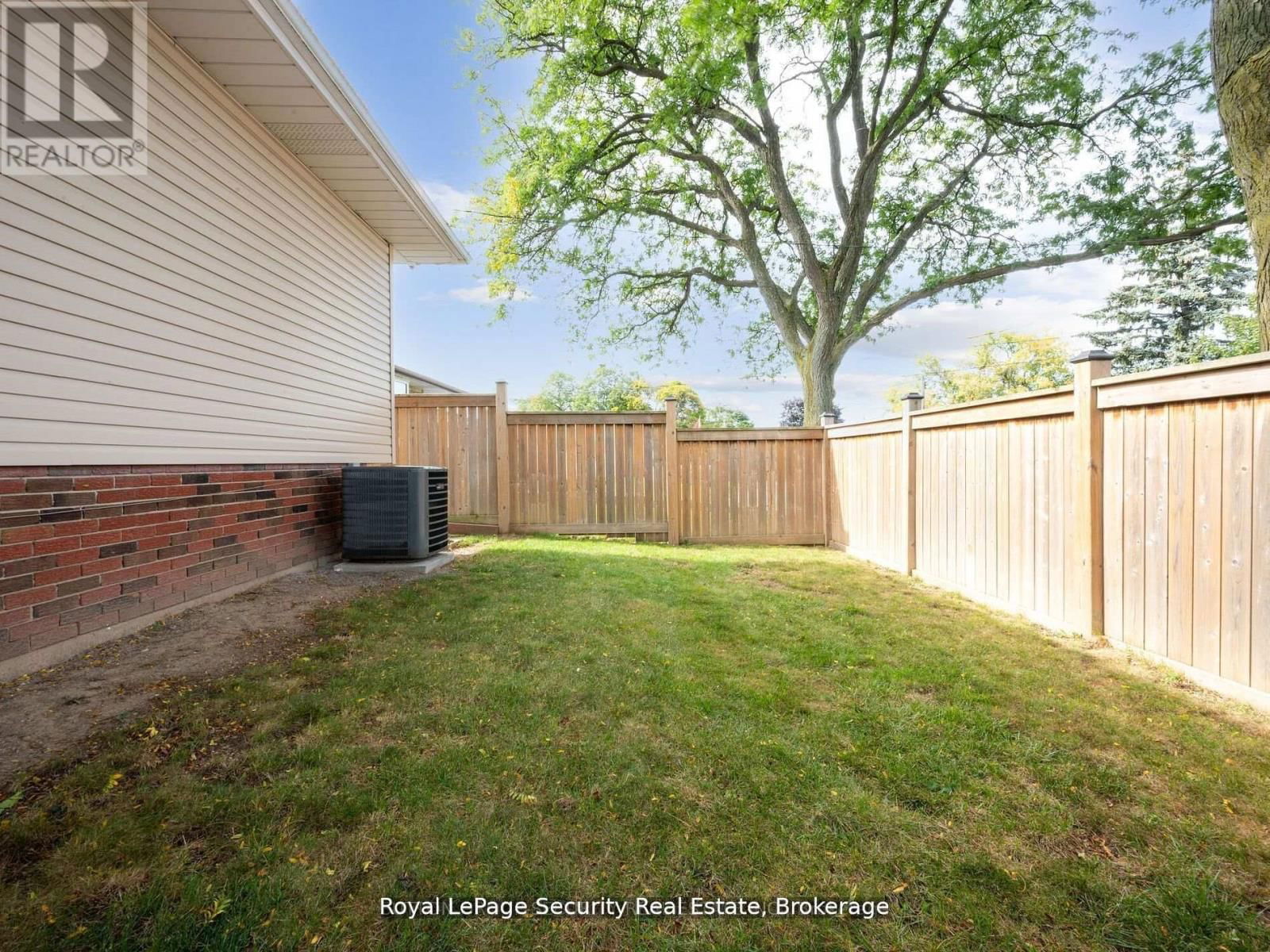 2 MAITLAND AVENUE Image 40