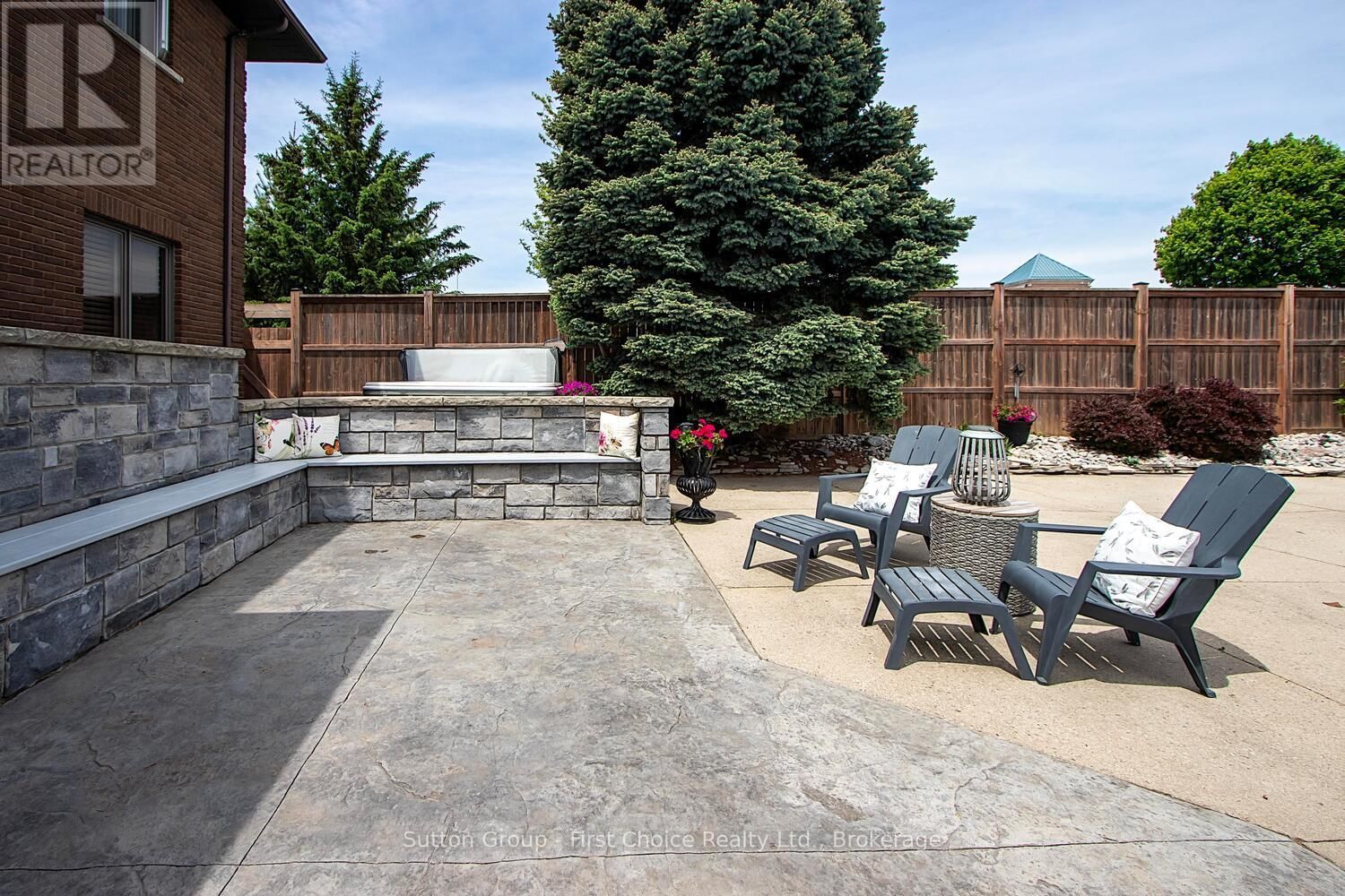 16 BURWELL ROAD Image 33