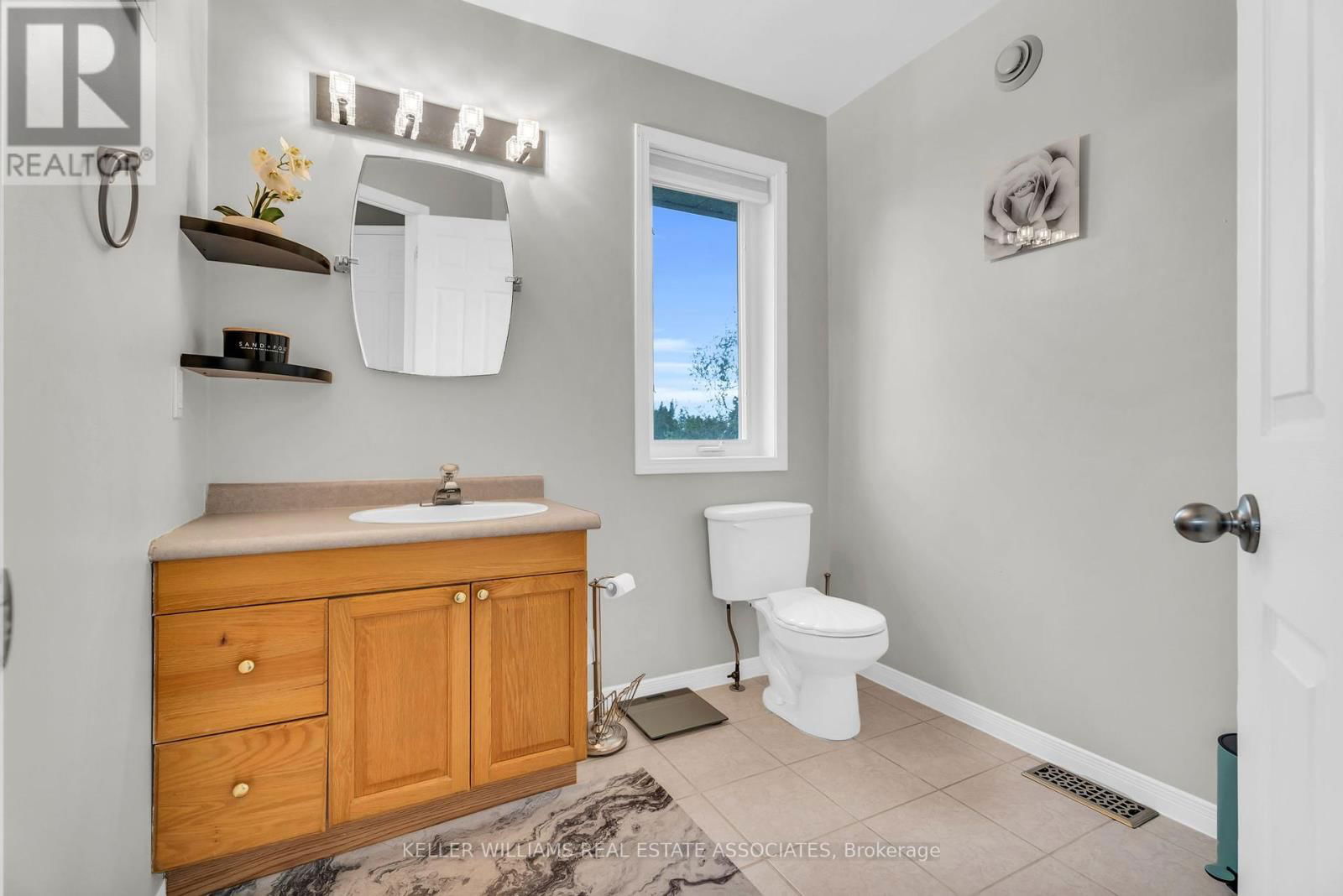 436451 4TH LINE Image 21
