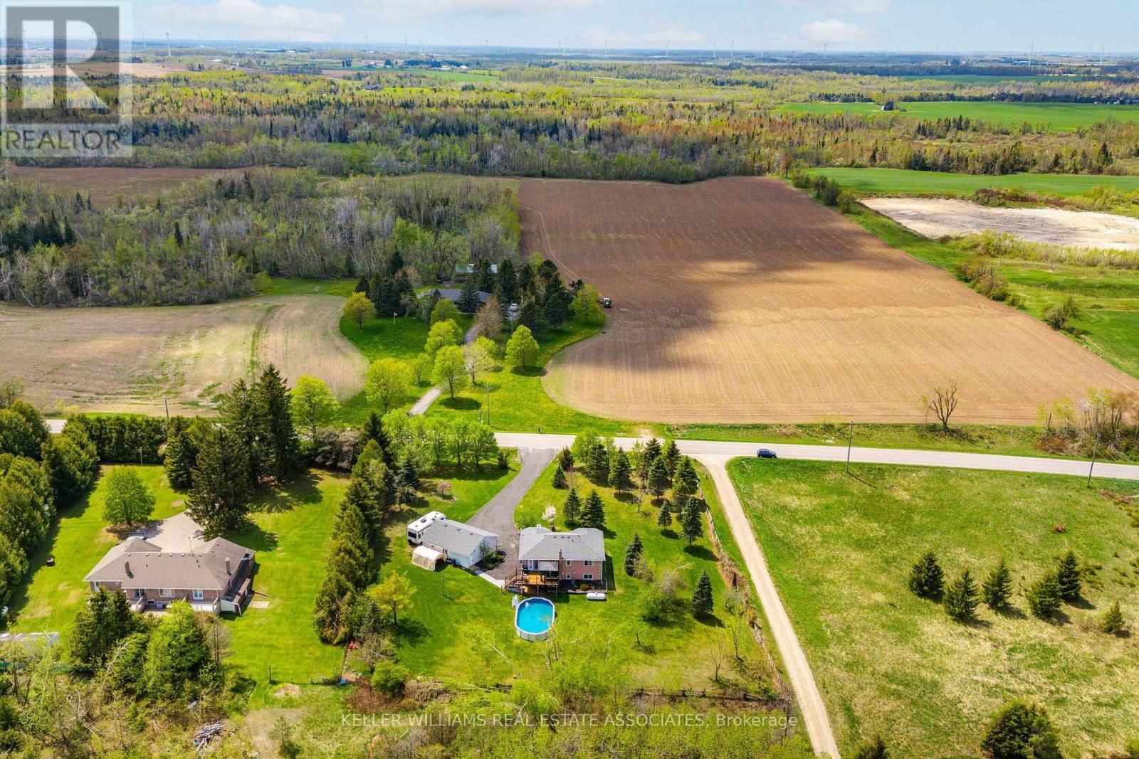 436451 4TH LINE Image 5