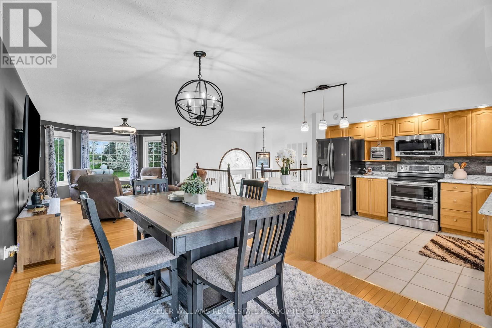 436451 4TH LINE Image 9