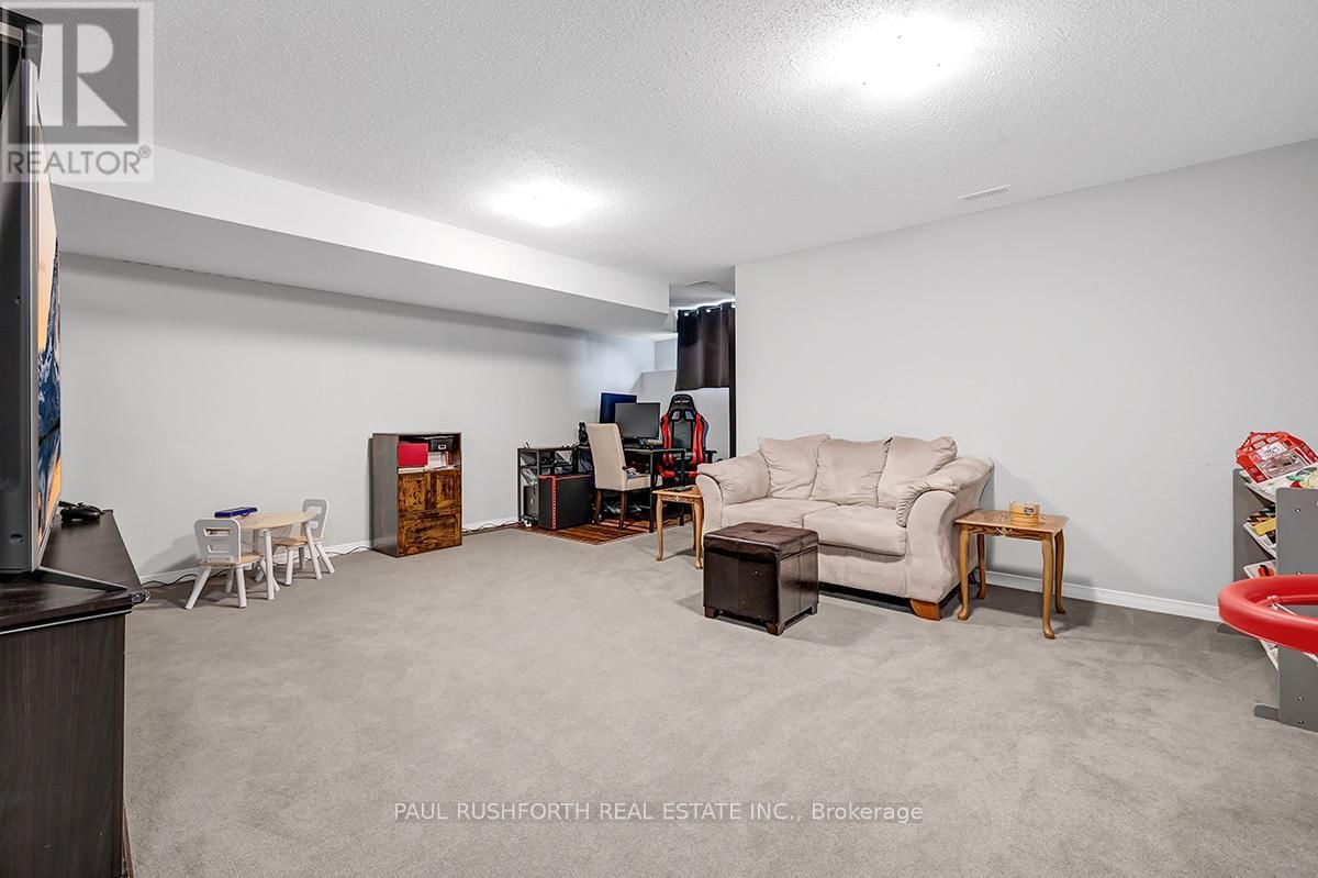 17 STOKES DRIVE Image 21