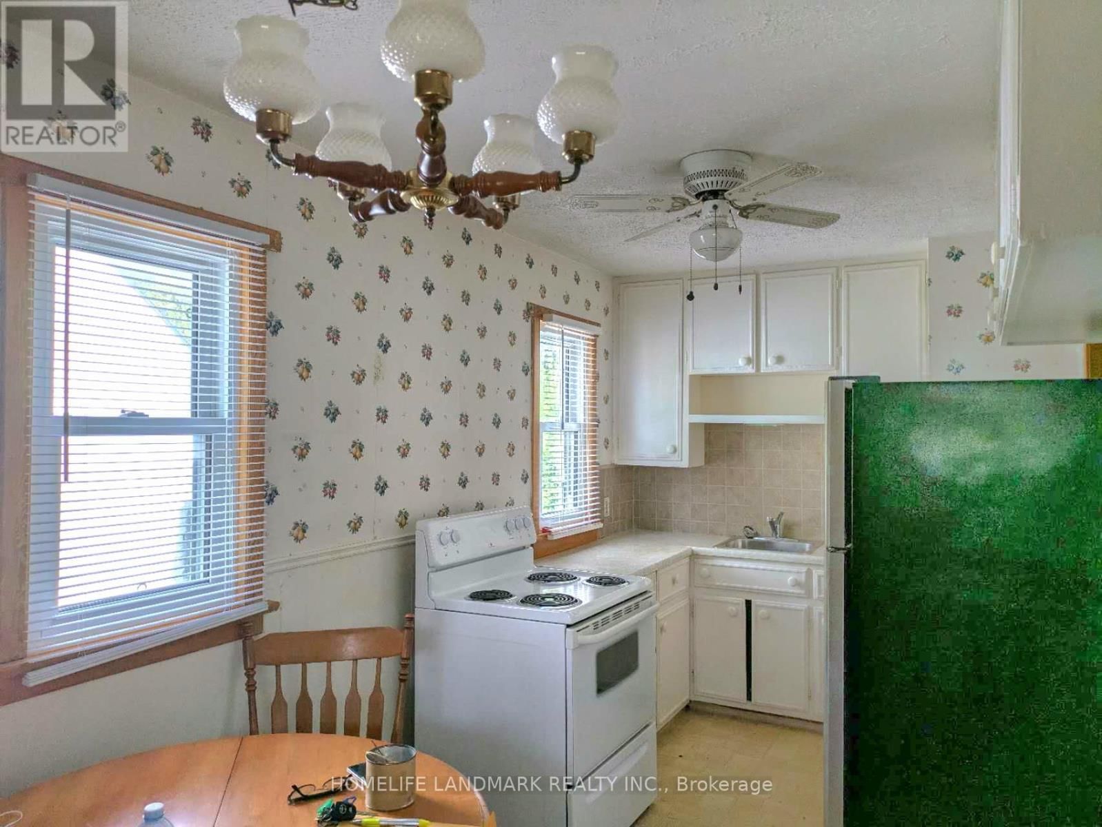 87 BALLANTYNE AVENUE Image 15