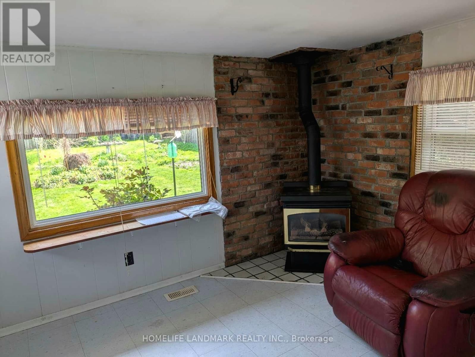 87 BALLANTYNE AVENUE Image 17