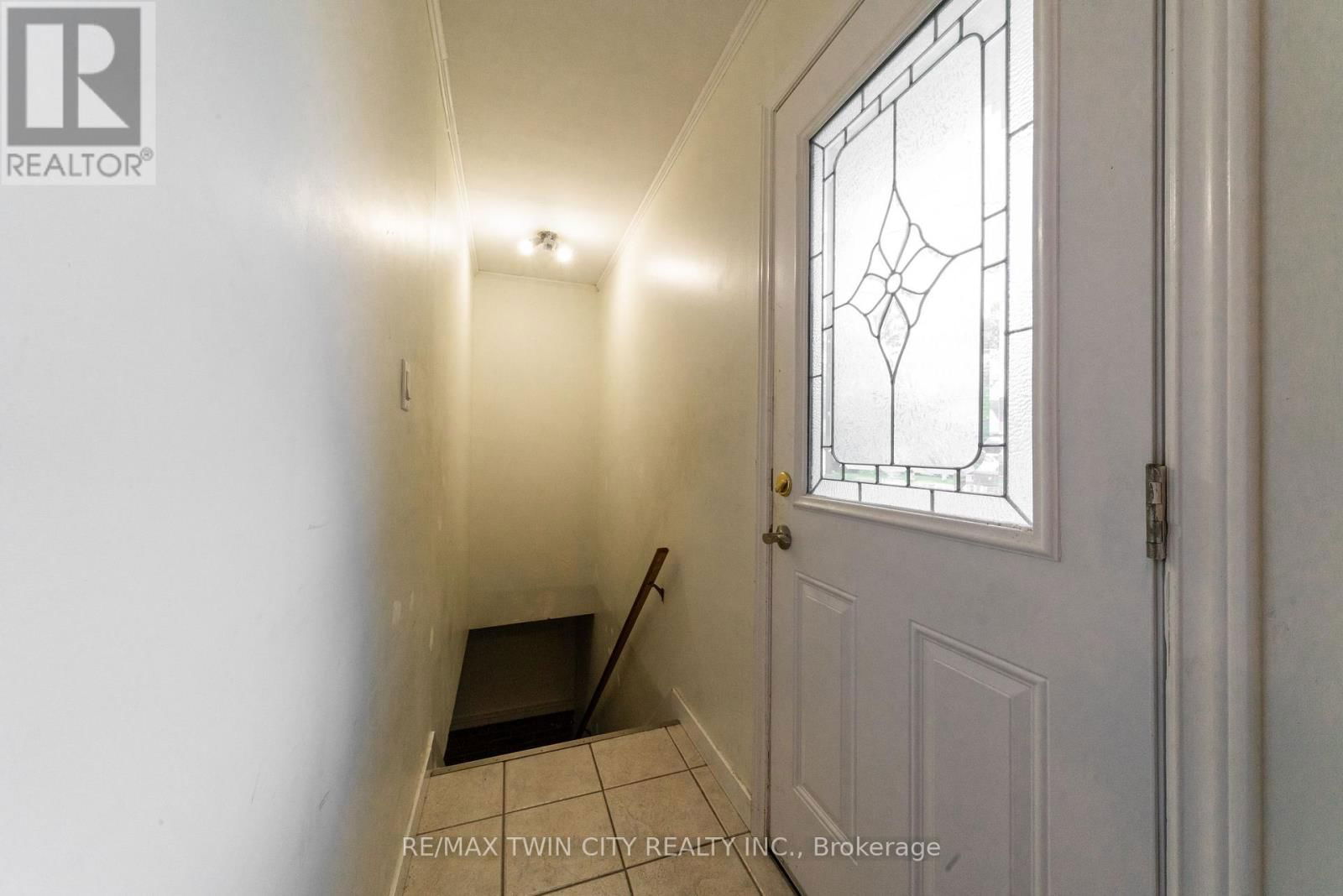 124 OAKLAND AVENUE Image 10