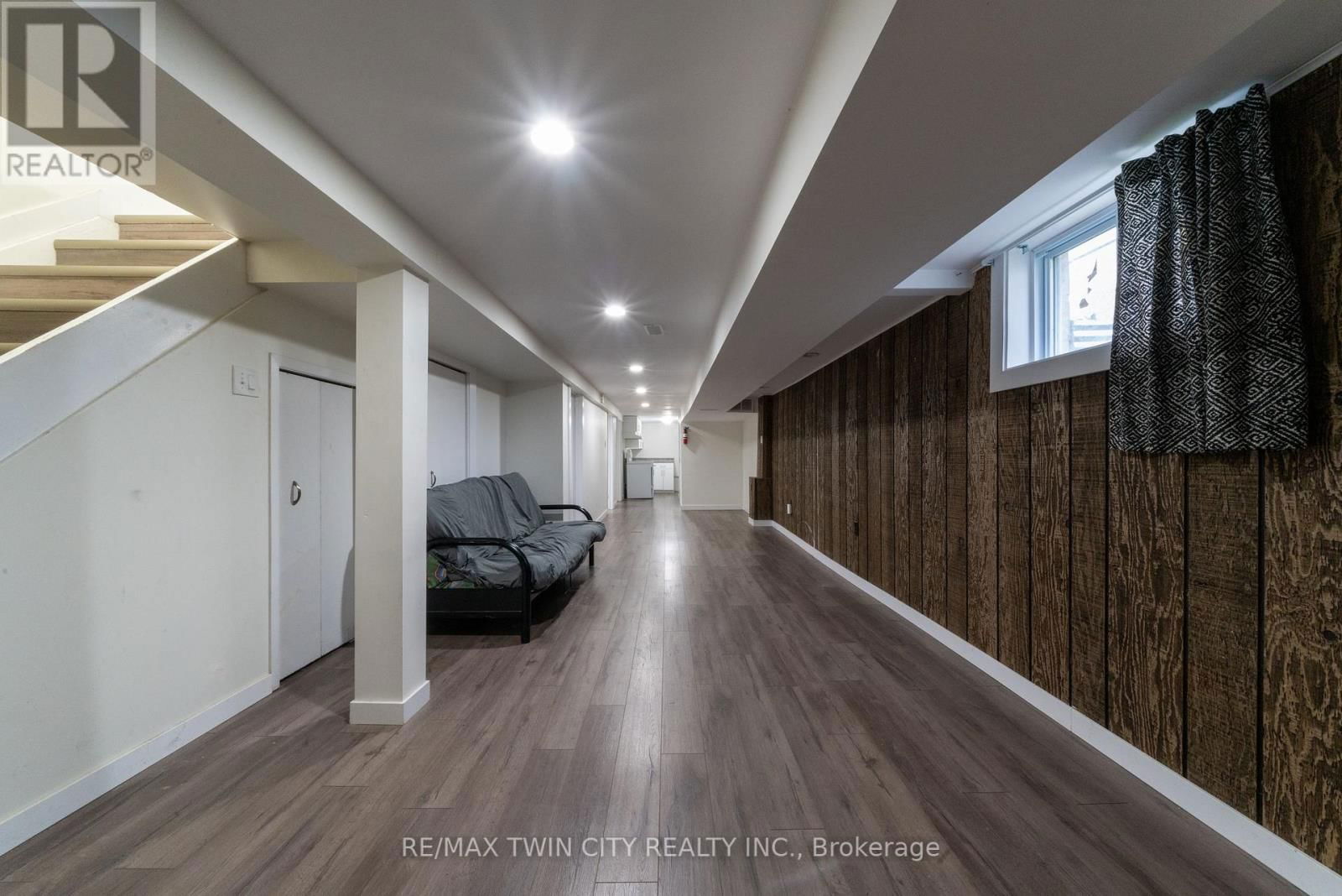 124 OAKLAND AVENUE Image 12