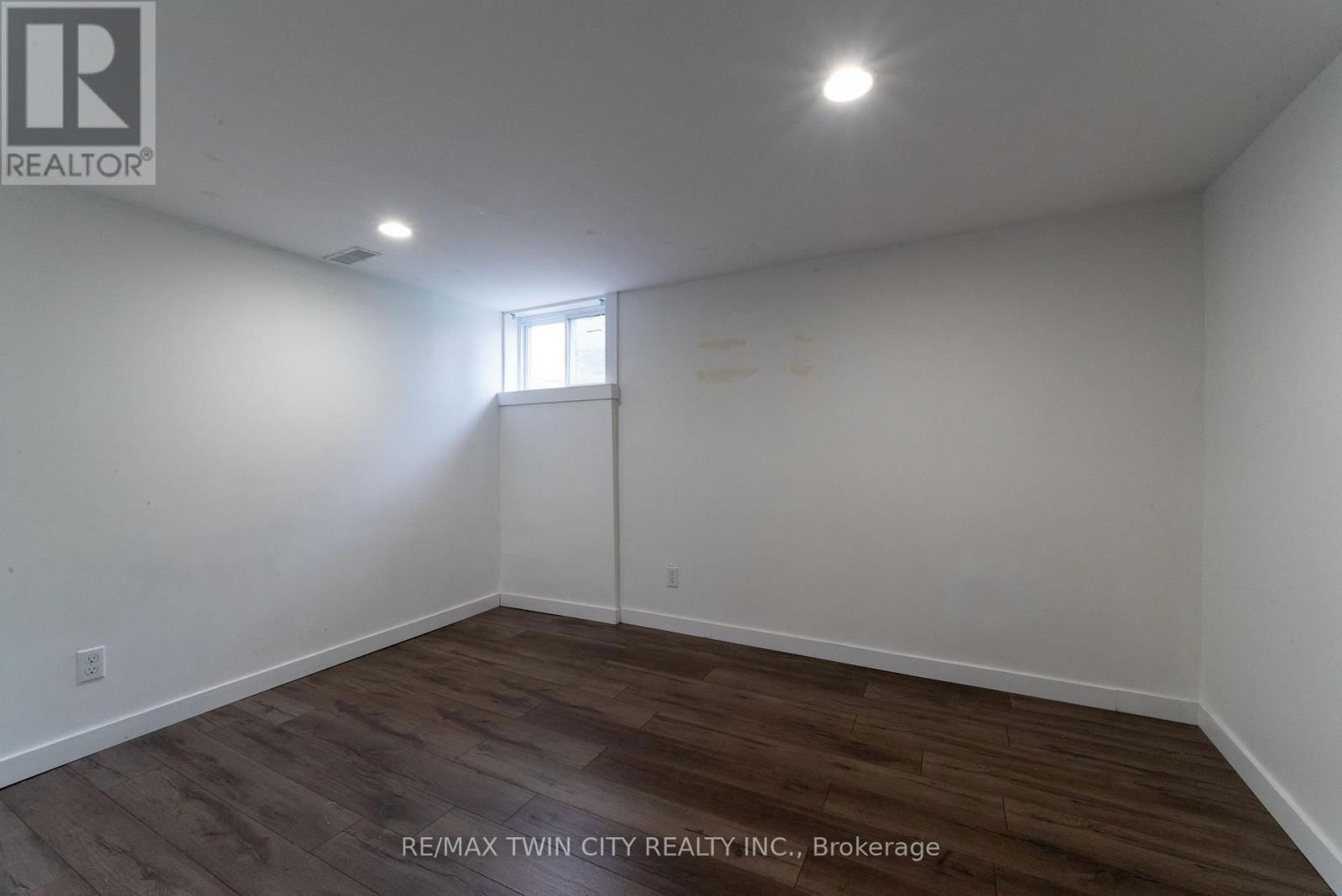 124 OAKLAND AVENUE Image 15