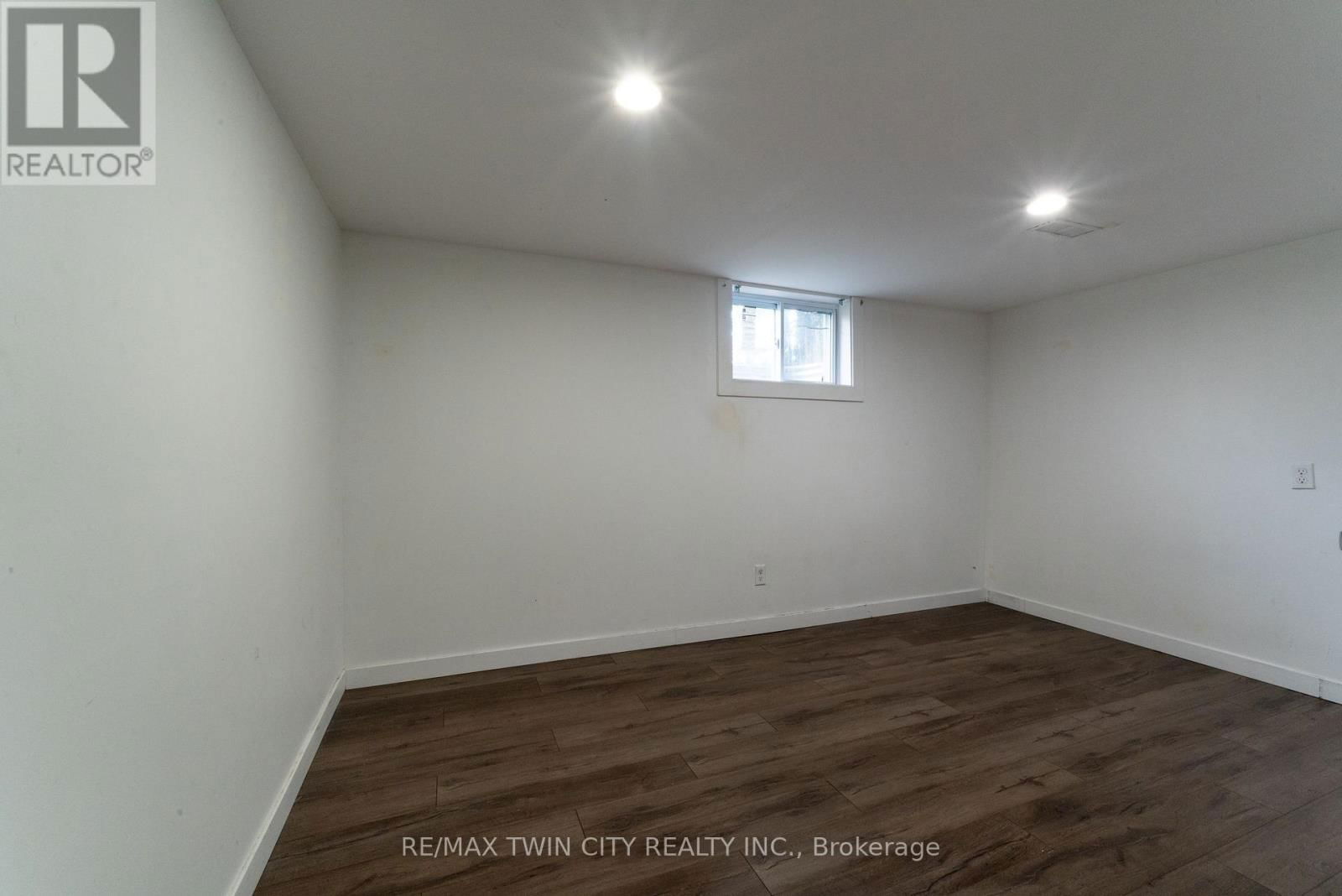 124 OAKLAND AVENUE Image 16