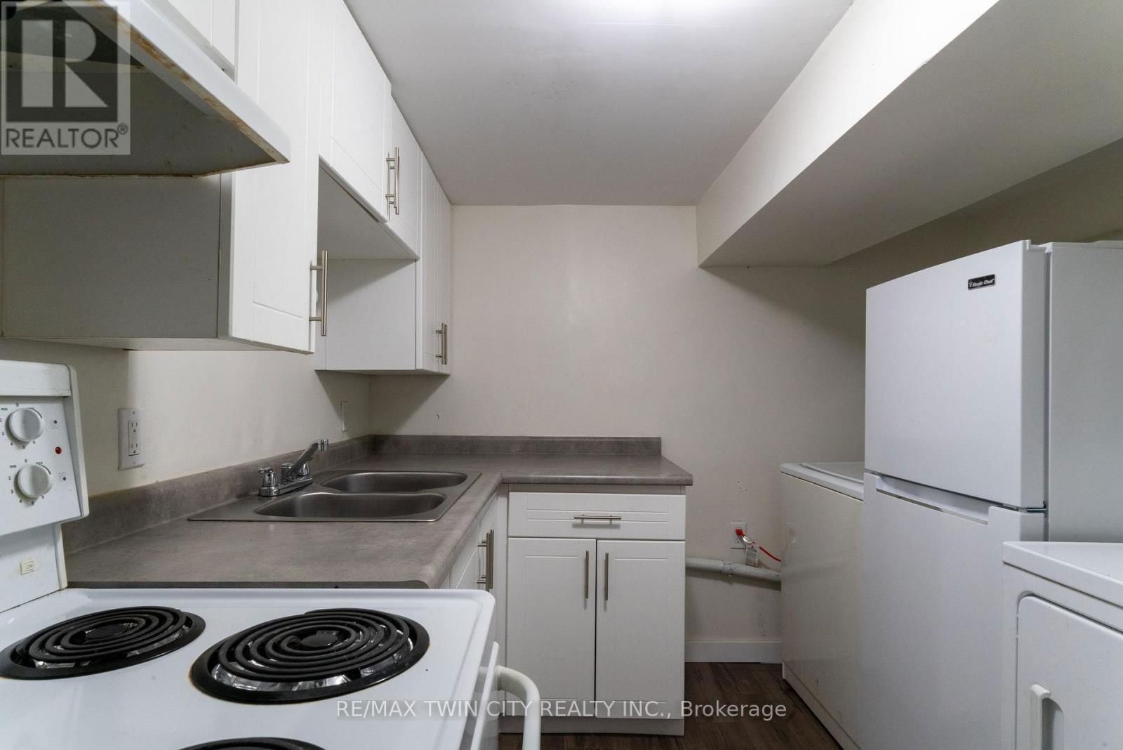 124 OAKLAND AVENUE Image 17