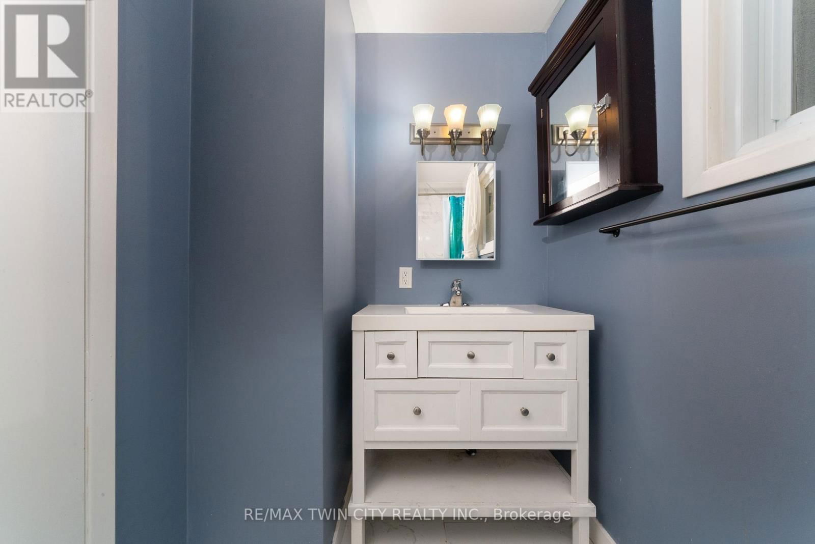 124 OAKLAND AVENUE Image 6