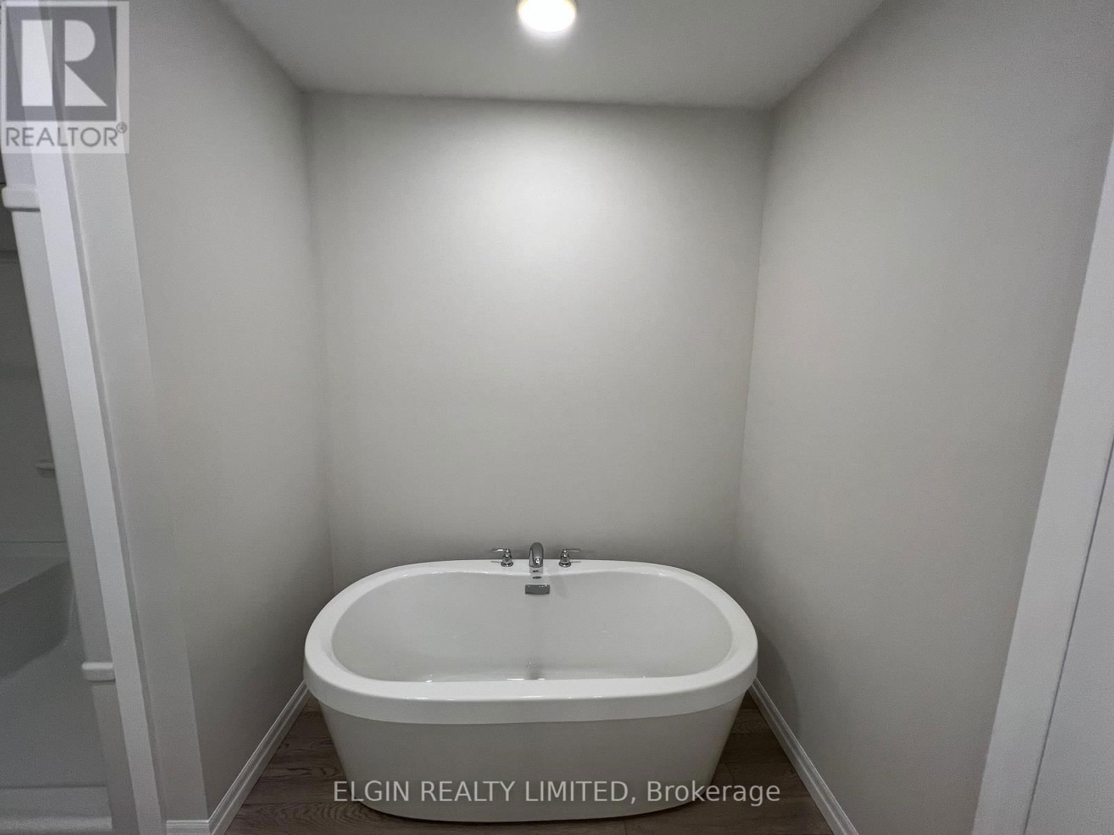 85 WILLOW DRIVE Image 15