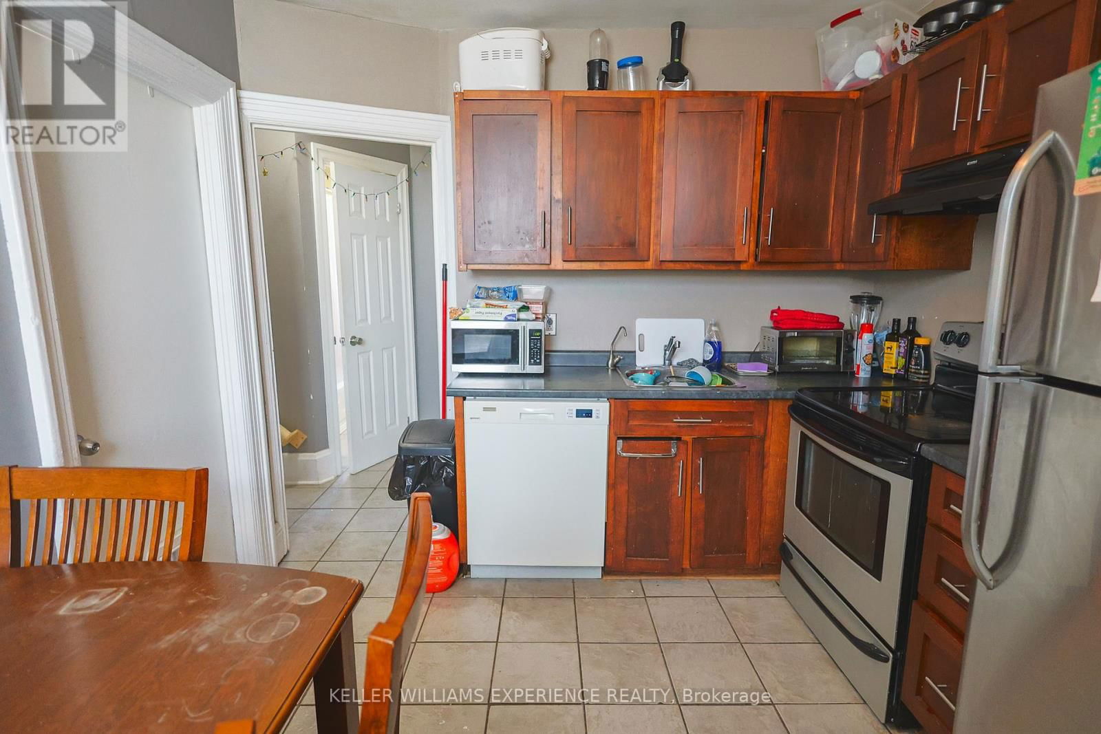 190 PATTERSON STREET Image 8