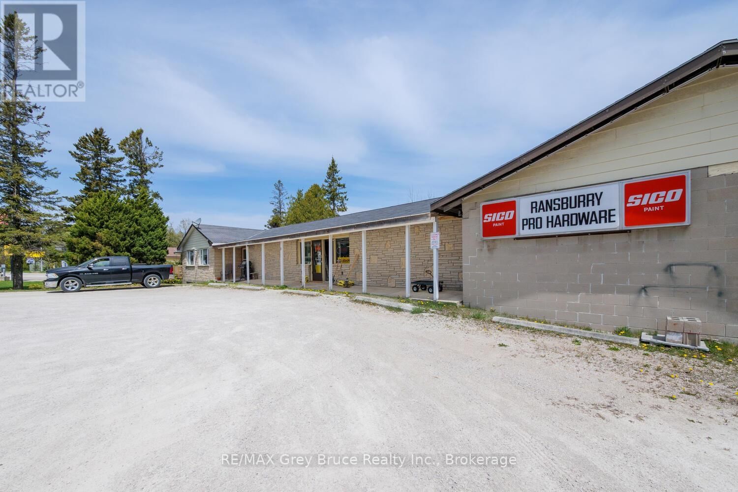 7382 HIGHWAY 6 Image 35