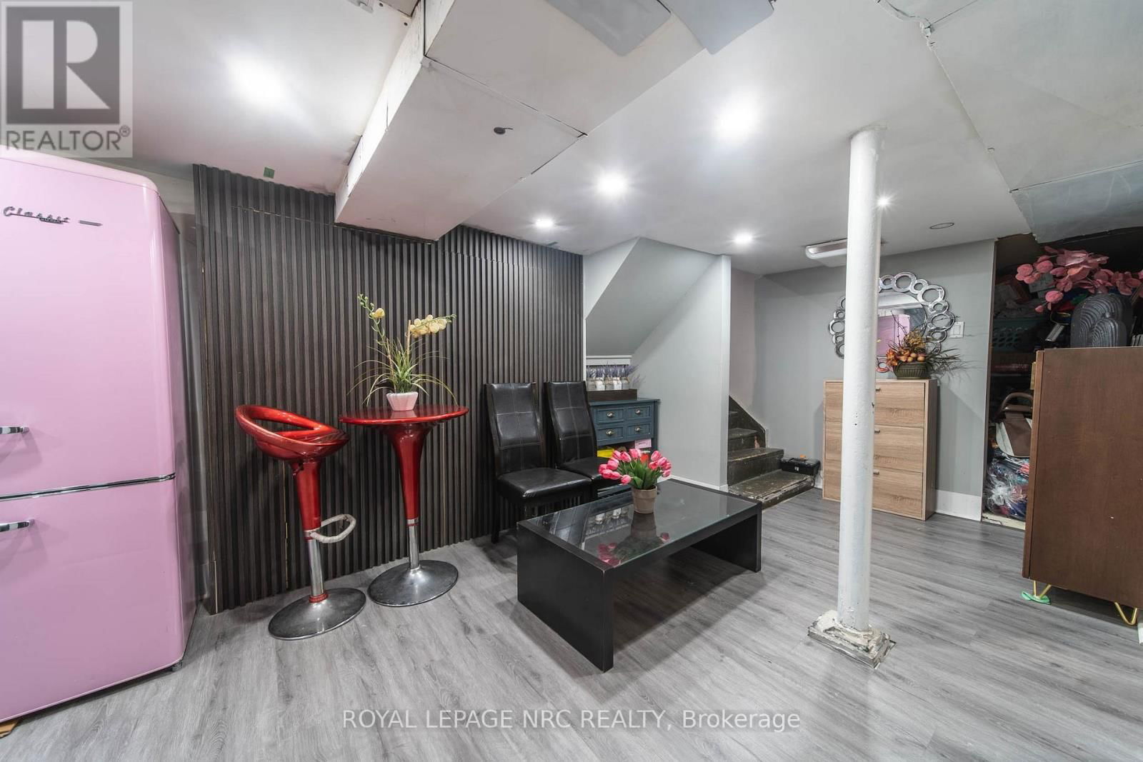 4789 SAINT CLAIR AVENUE Image 16