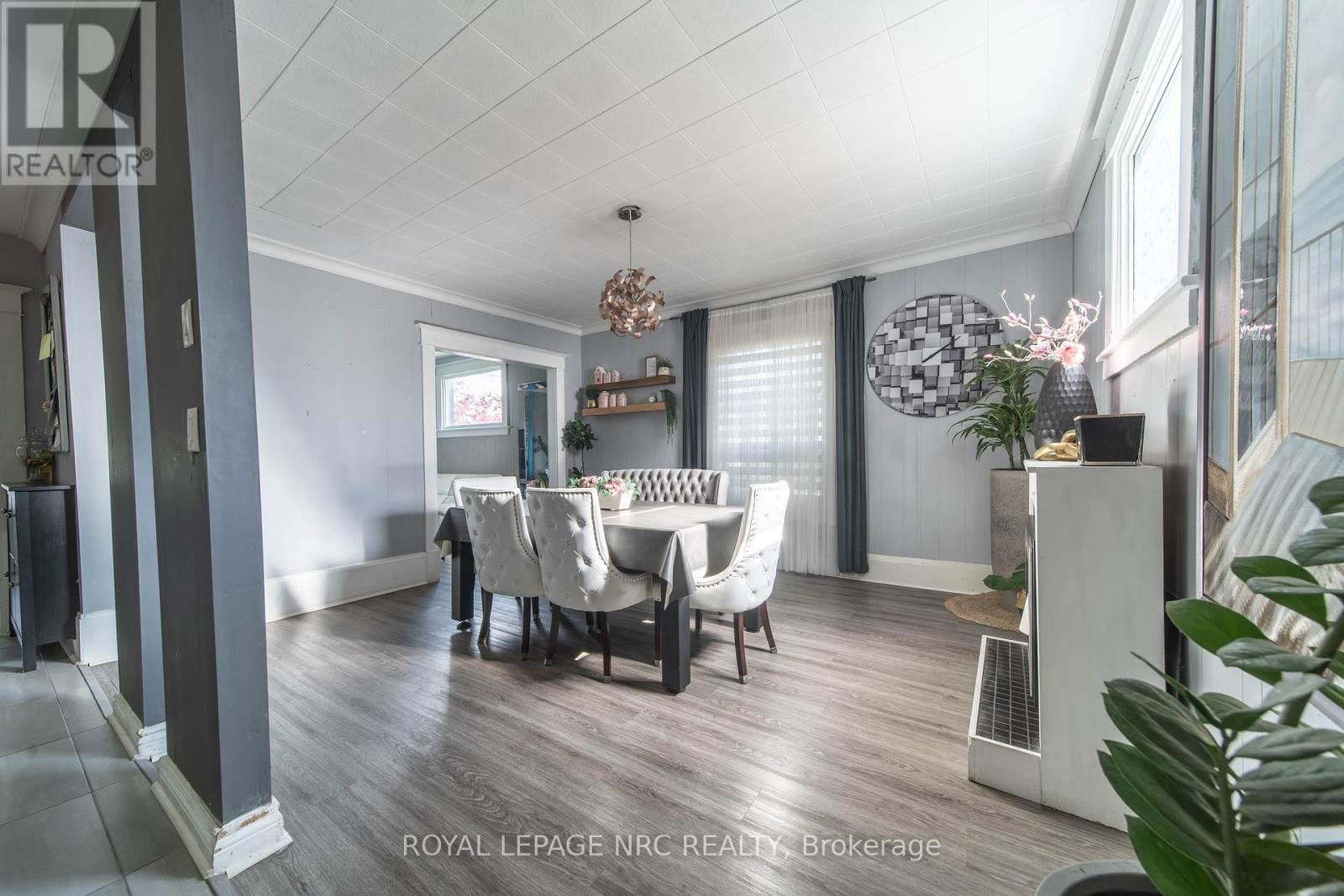 4789 SAINT CLAIR AVENUE Image 6