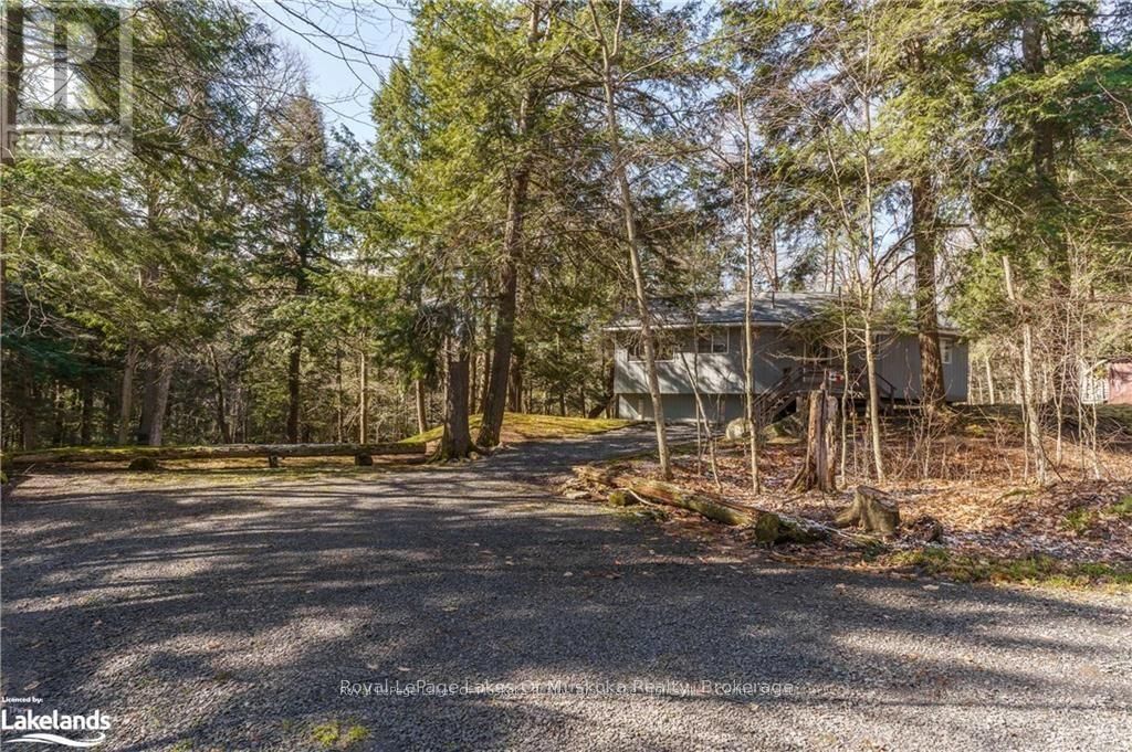 32 MAPLE LEAF DRIVE Image 23