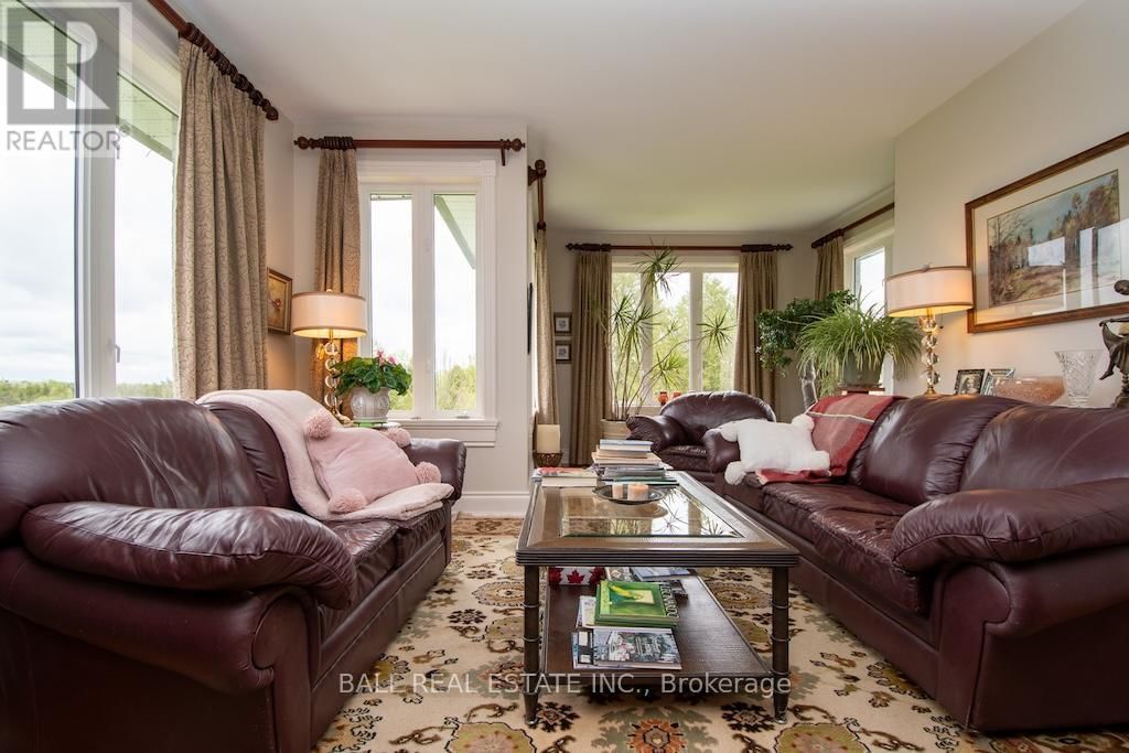 3072 WHITES ROAD Image 14