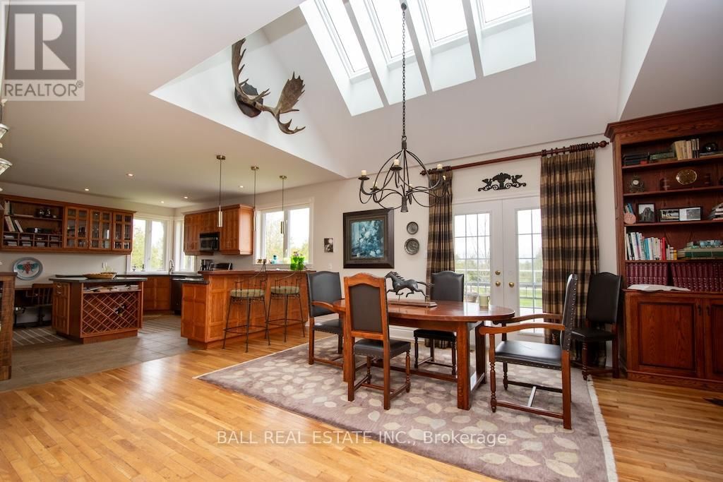 3072 WHITES ROAD Image 18
