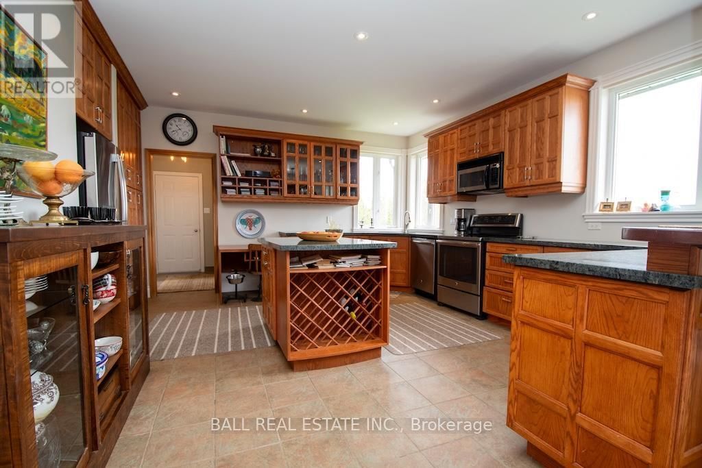 3072 WHITES ROAD Image 20