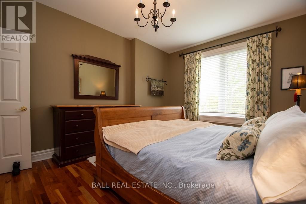 3072 WHITES ROAD Image 31