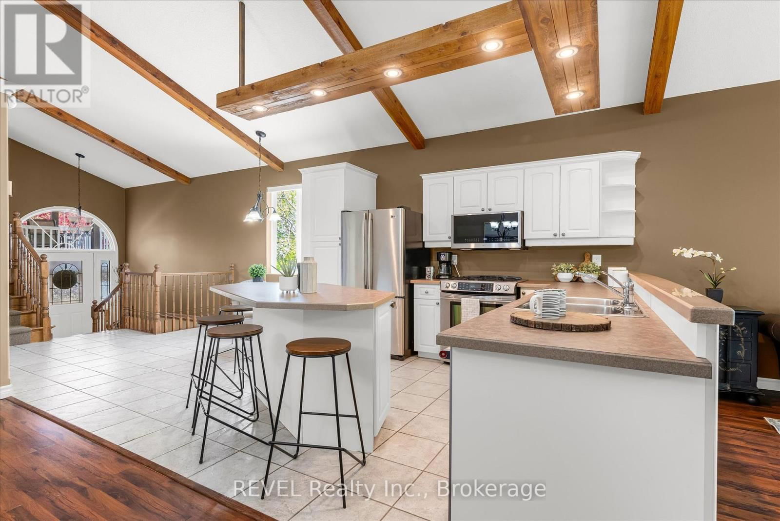 86 NEWPORT STREET Image 11