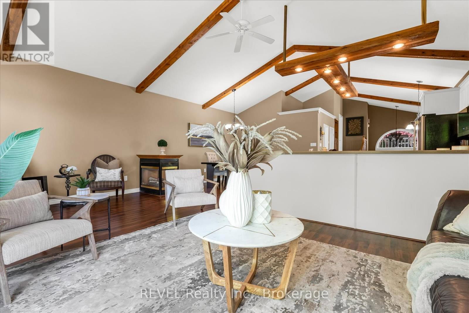 86 NEWPORT STREET Image 18